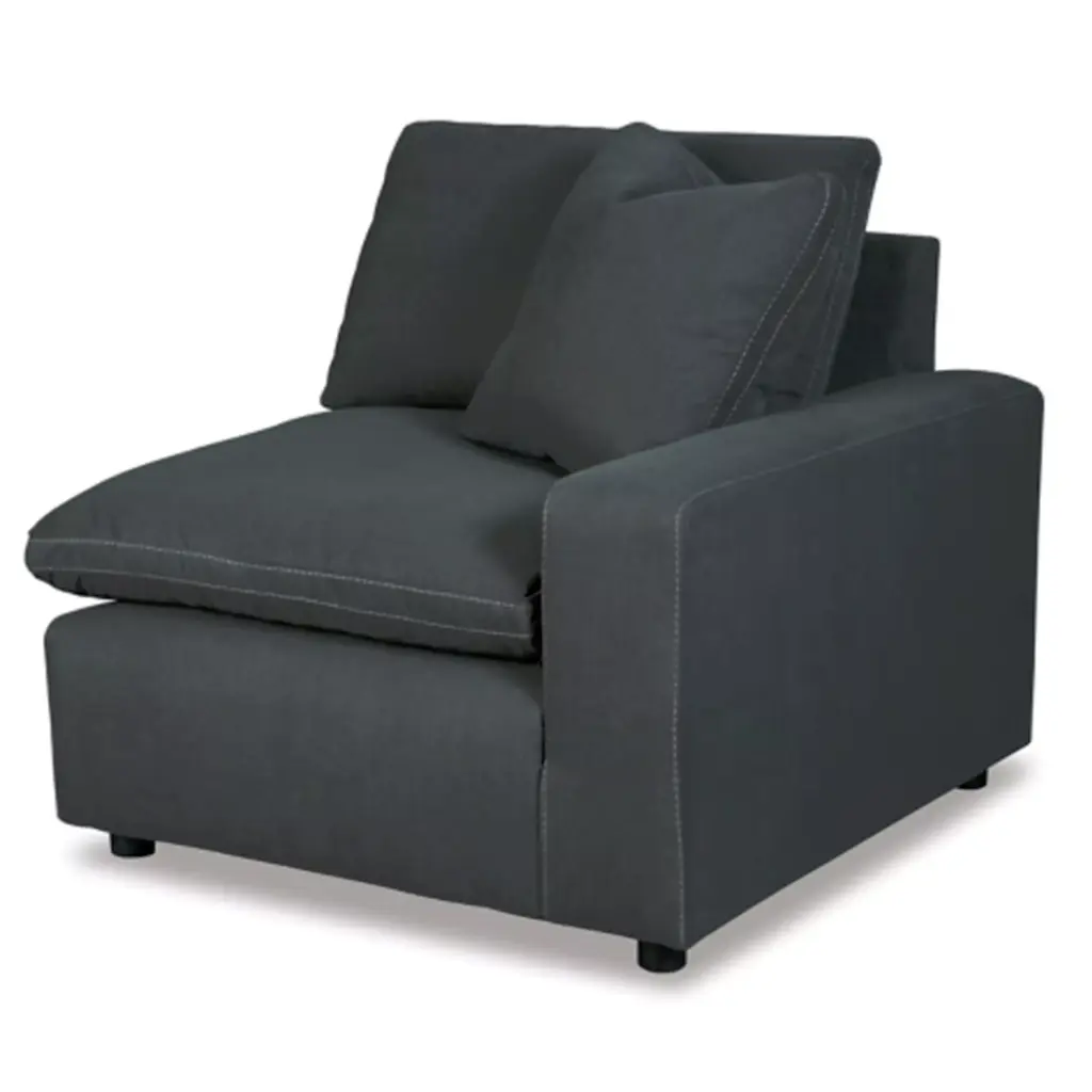 Savesto Right Corner Chair Charcoal United Furniture