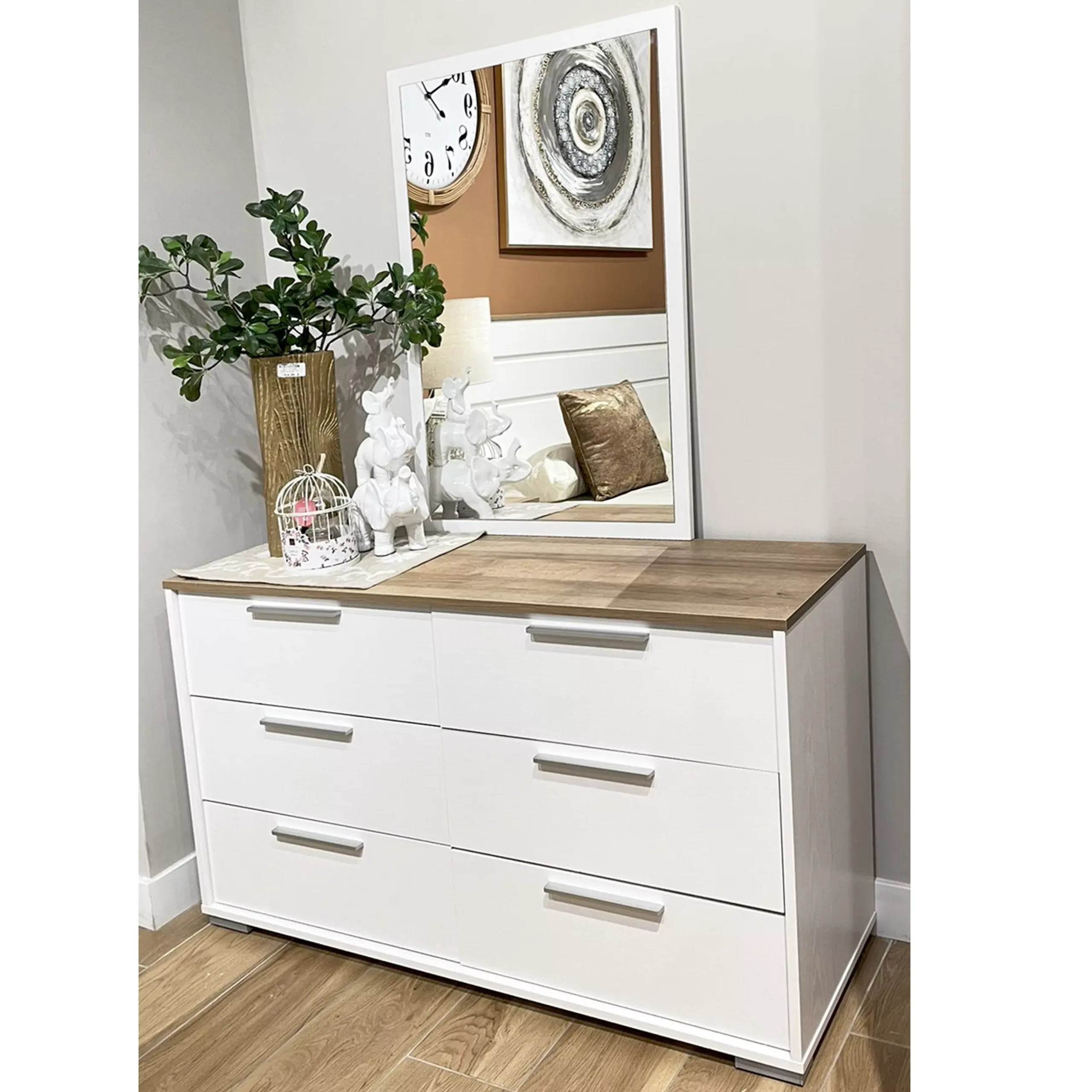 Healy Dresser Mirror Bg United Furniture