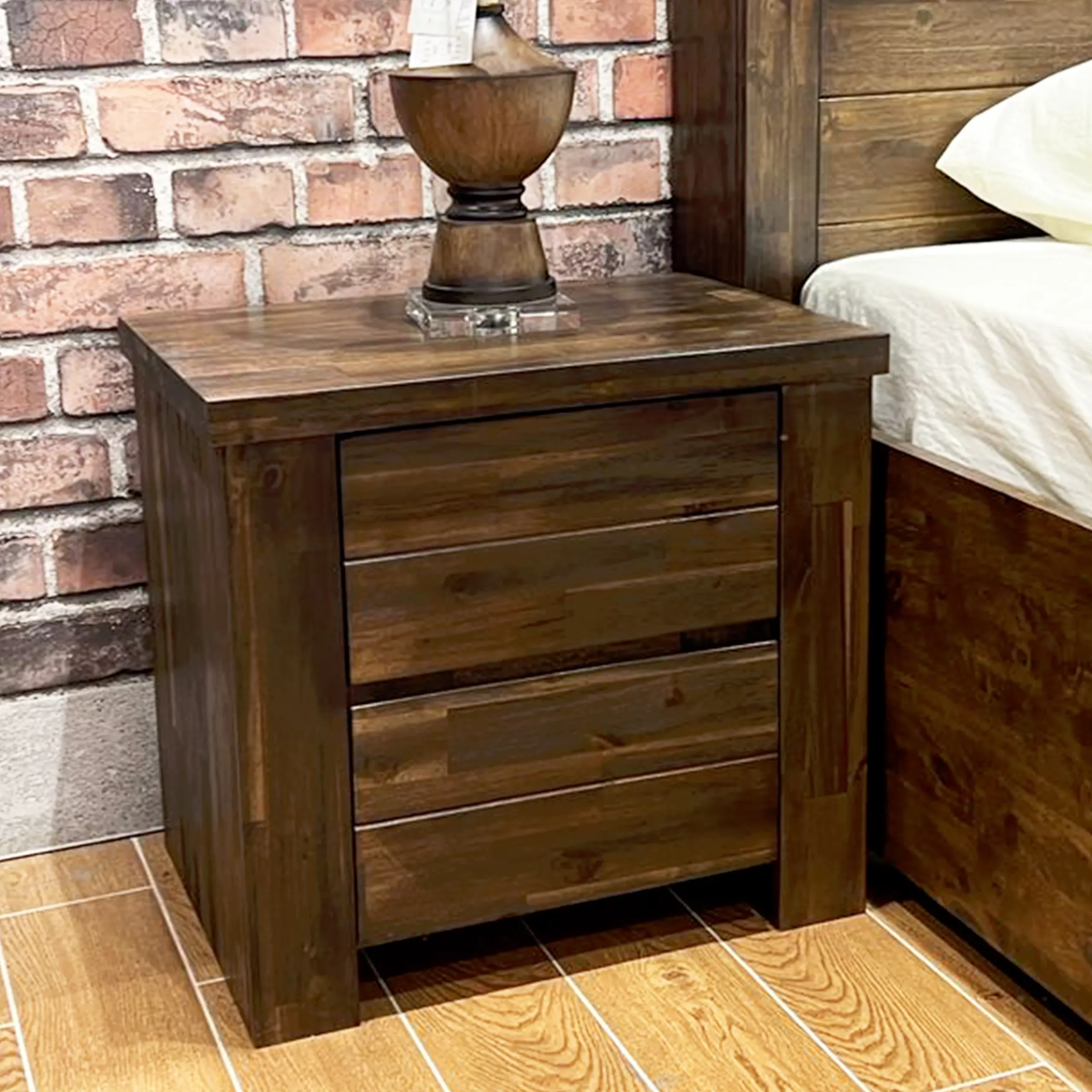 Kaslyn Night Stand Bg United Furniture