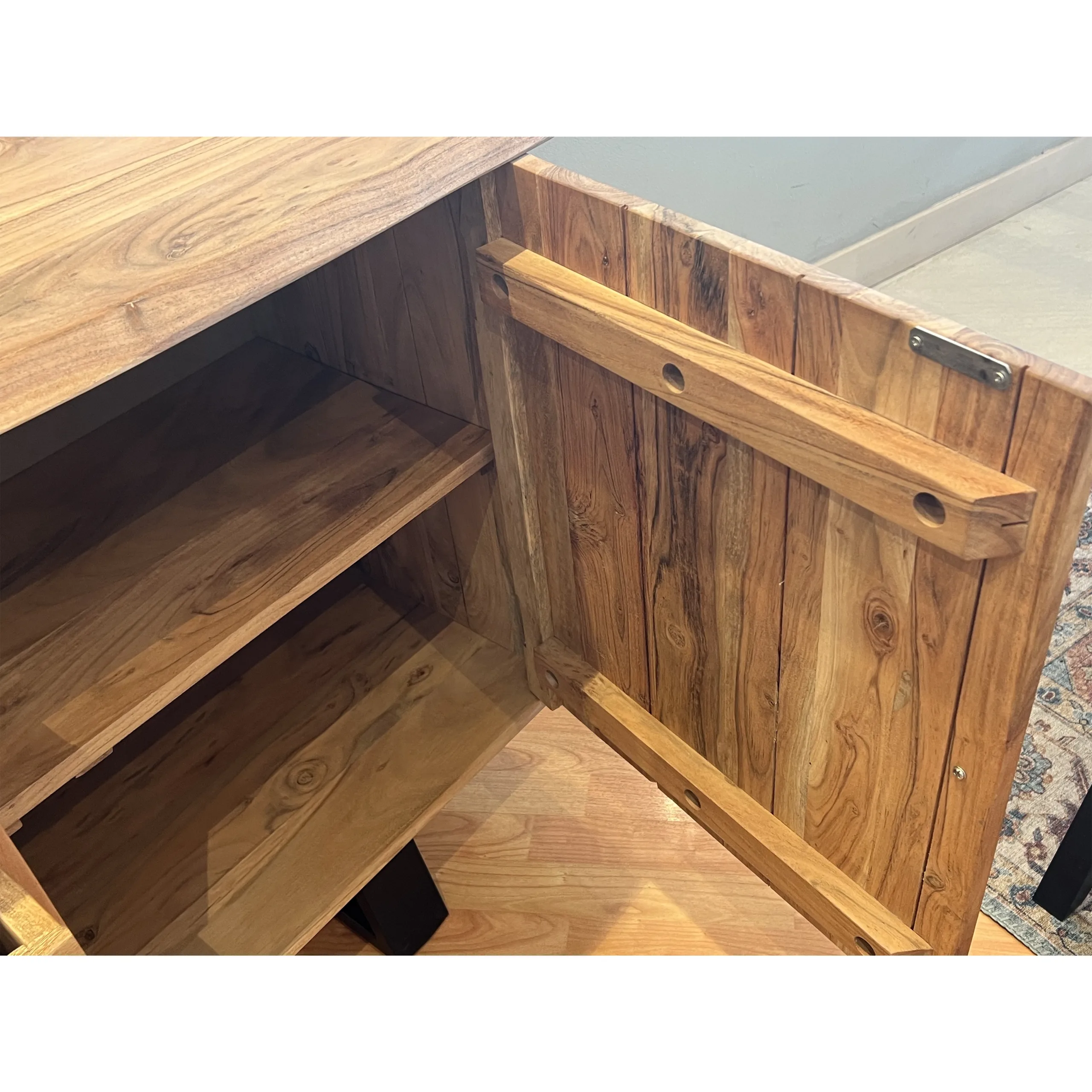 Rudra Sideboard Swatch3 United Furniture