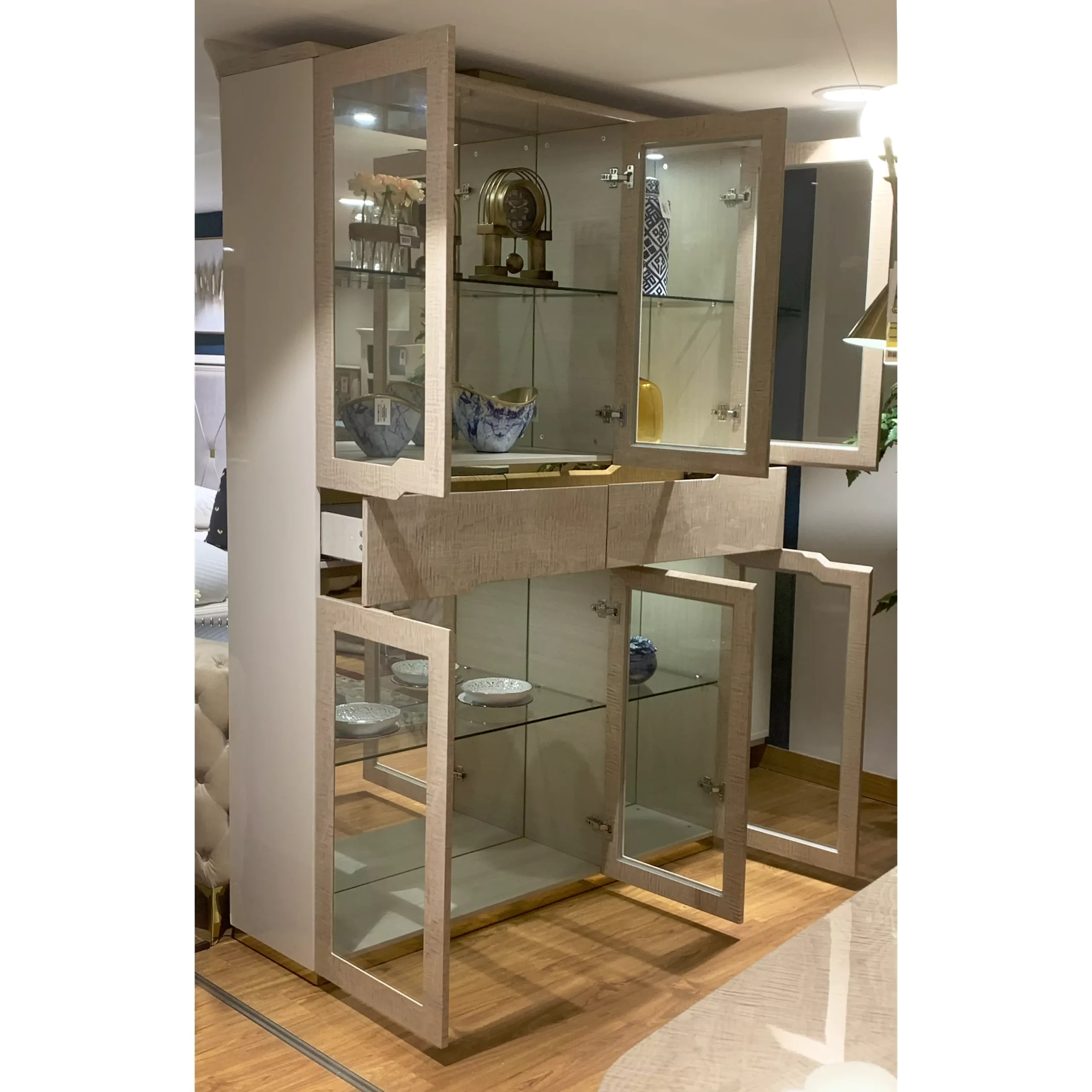 Lido Display Cabinet 4 United Furniture