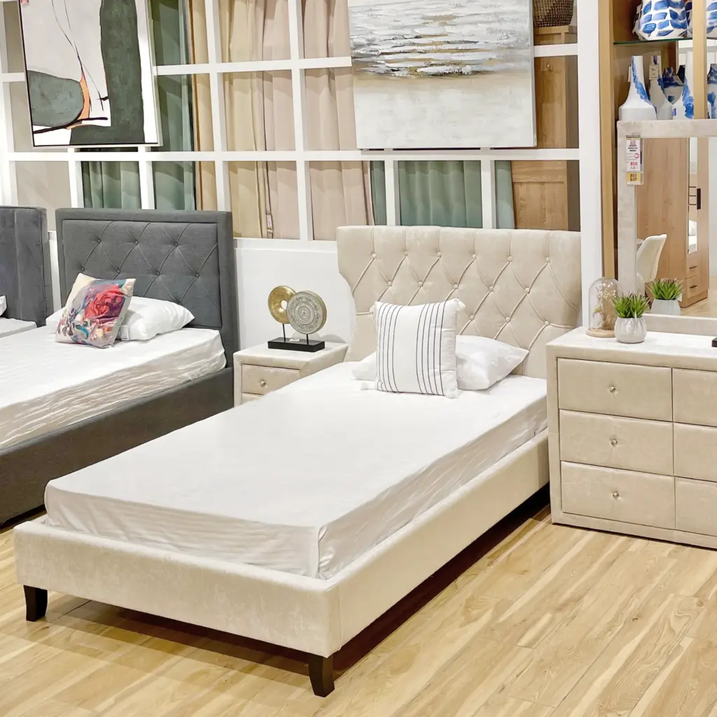 Milanese United Furniture