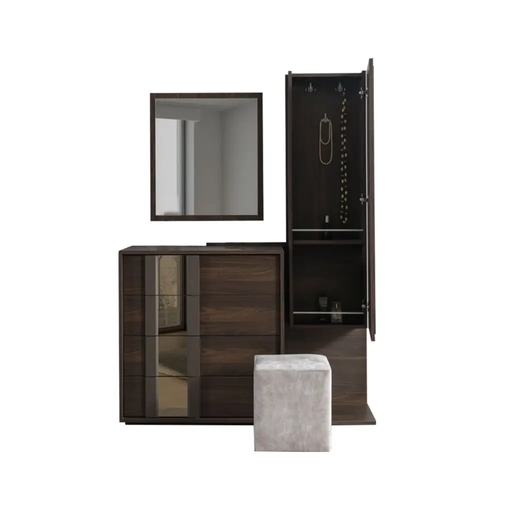 Boss Dresser Mirror United Furniture
