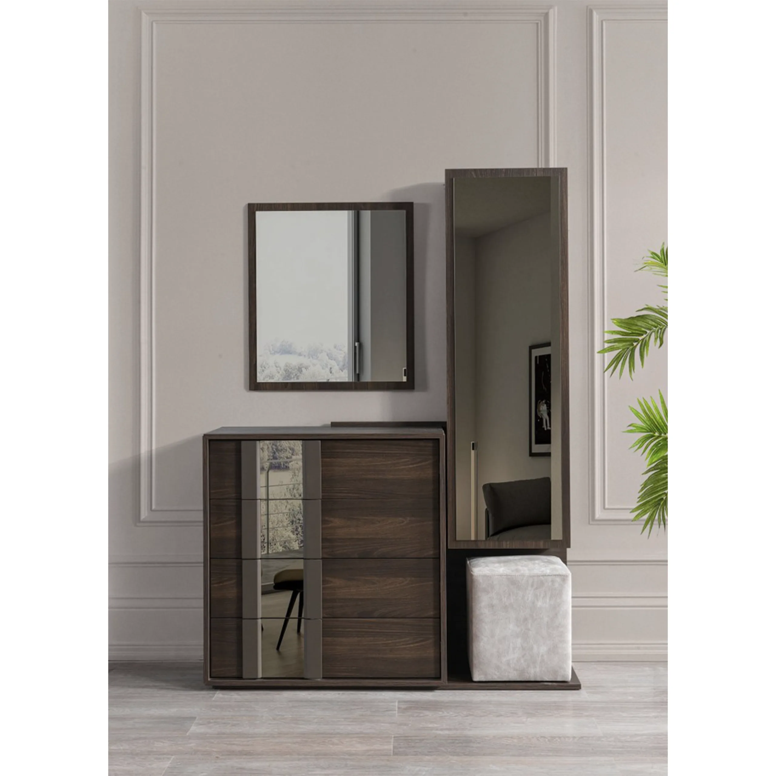 Boss Dresser Mirror 2 United Furniture