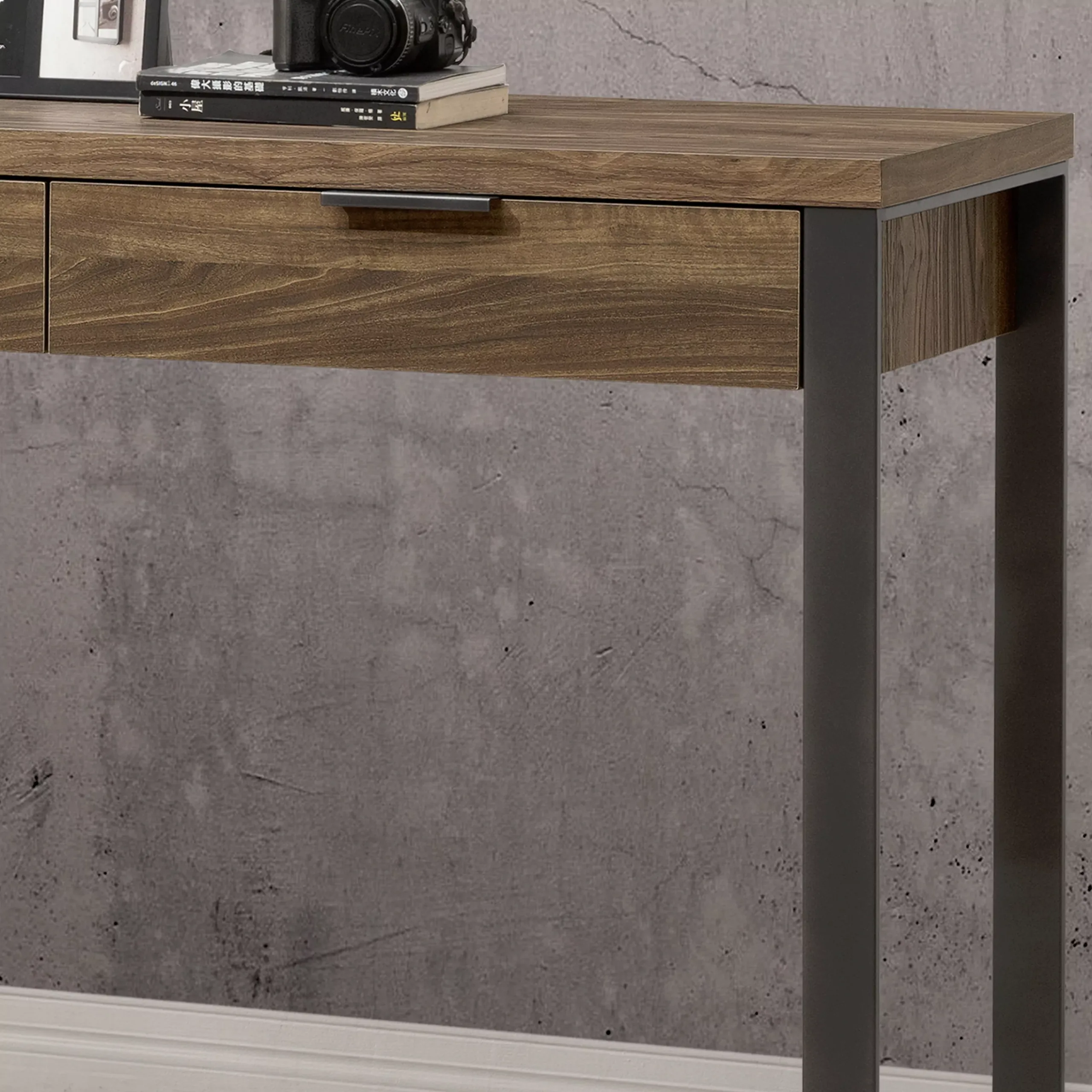 Enoro Console Table 1 United Furniture