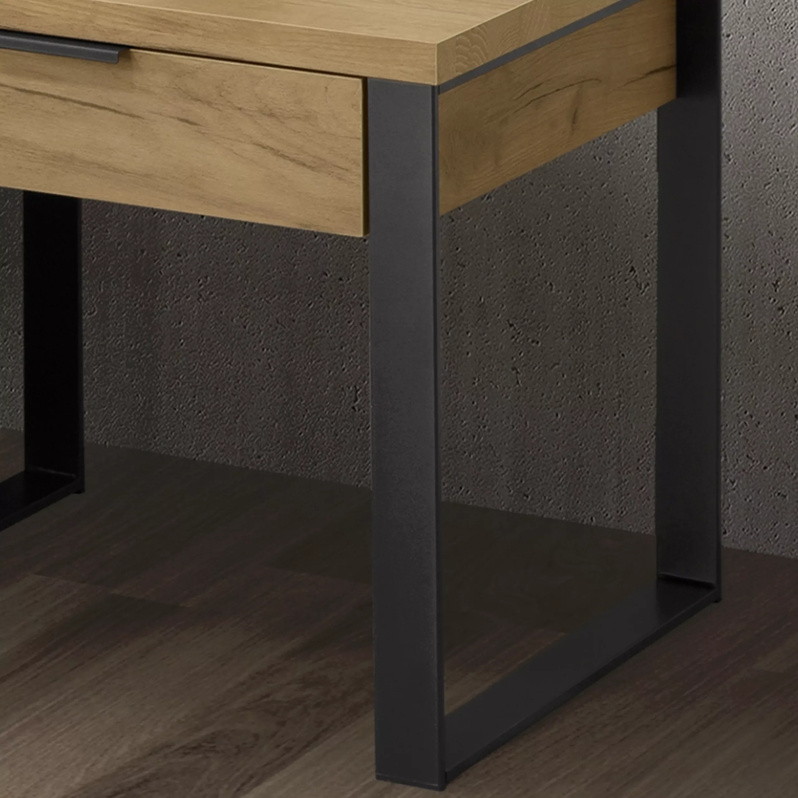 Enoro End Table Ok 2 United Furniture