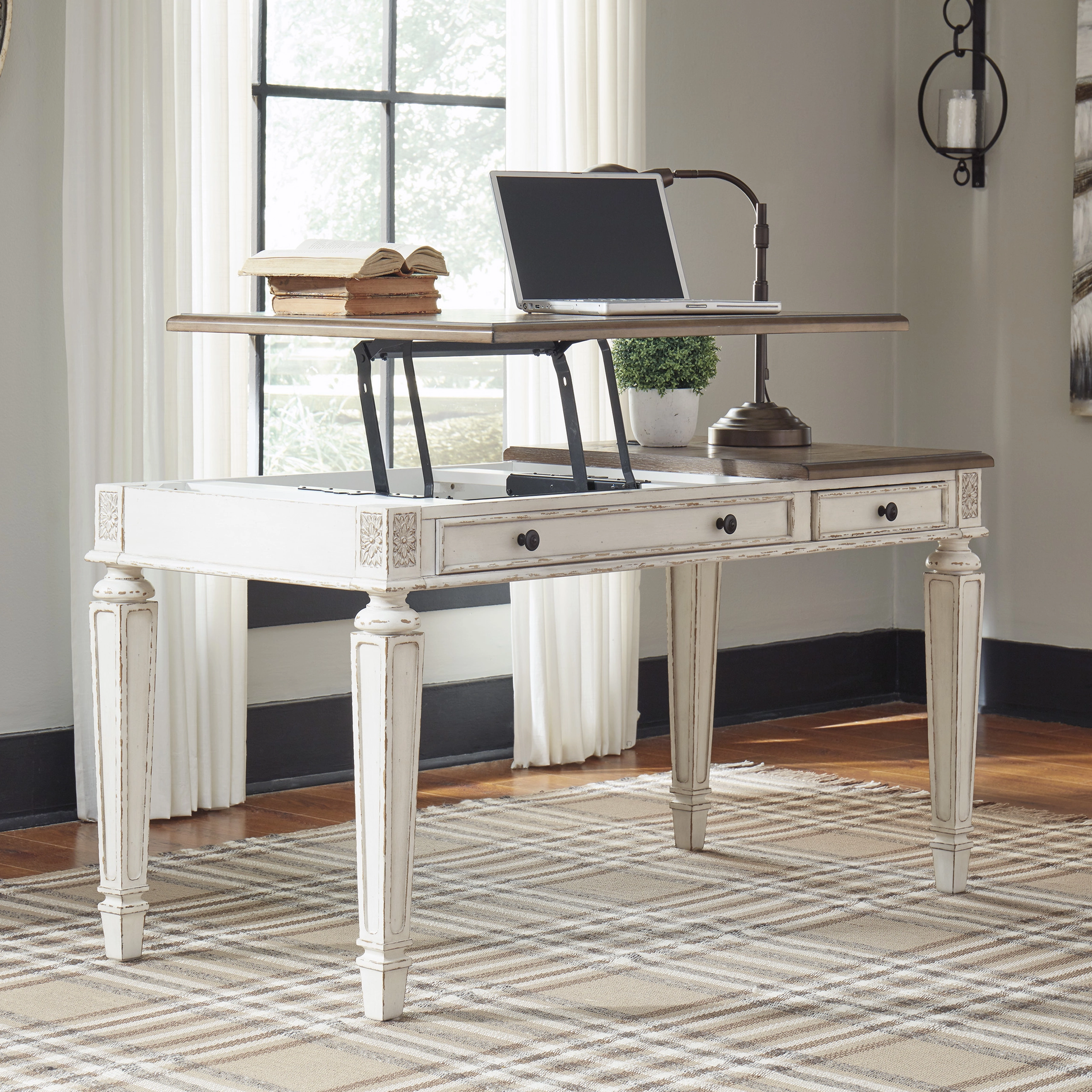 Realyn Office Desk United Furniture