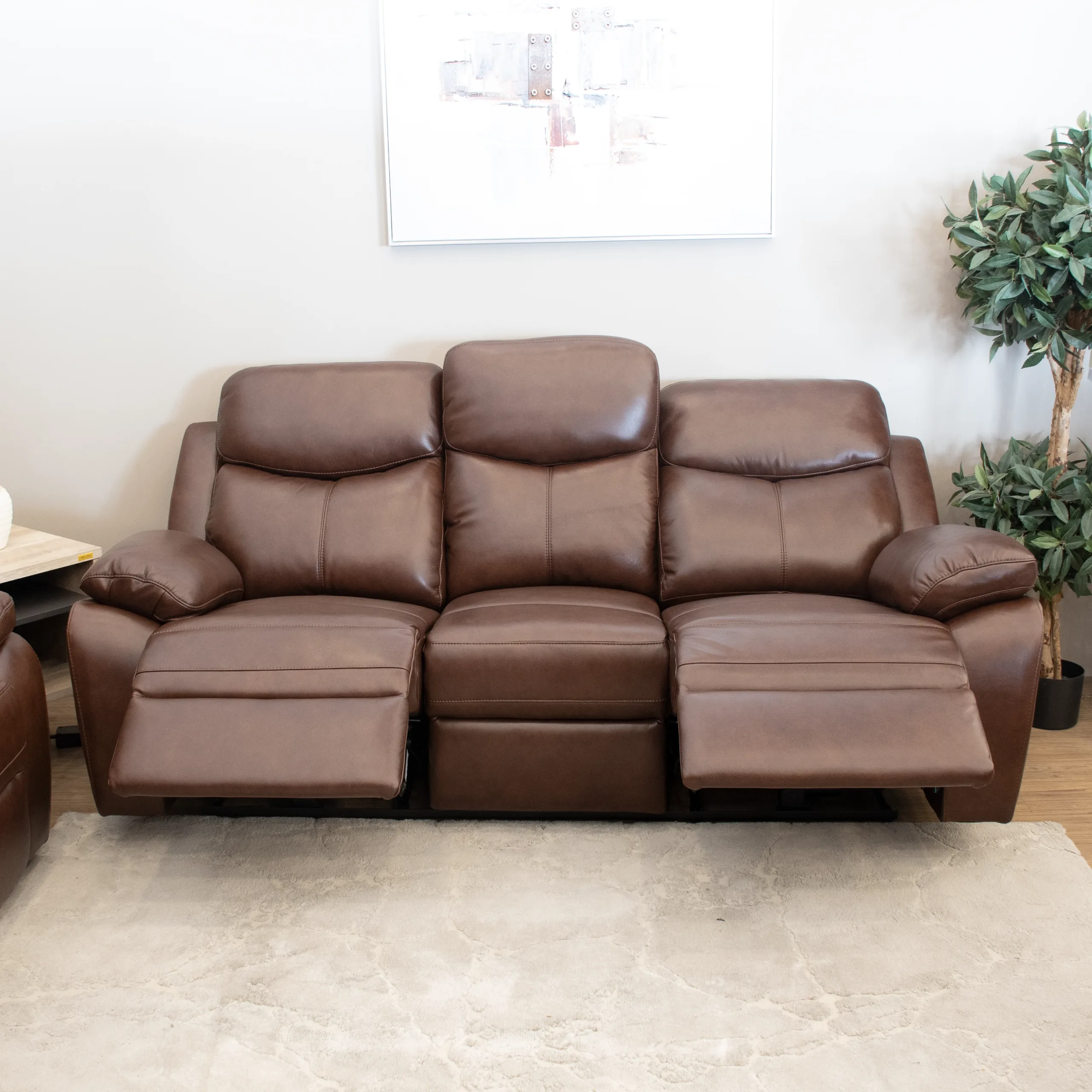 Kadoma 3Seater Open Recliner United Furniture