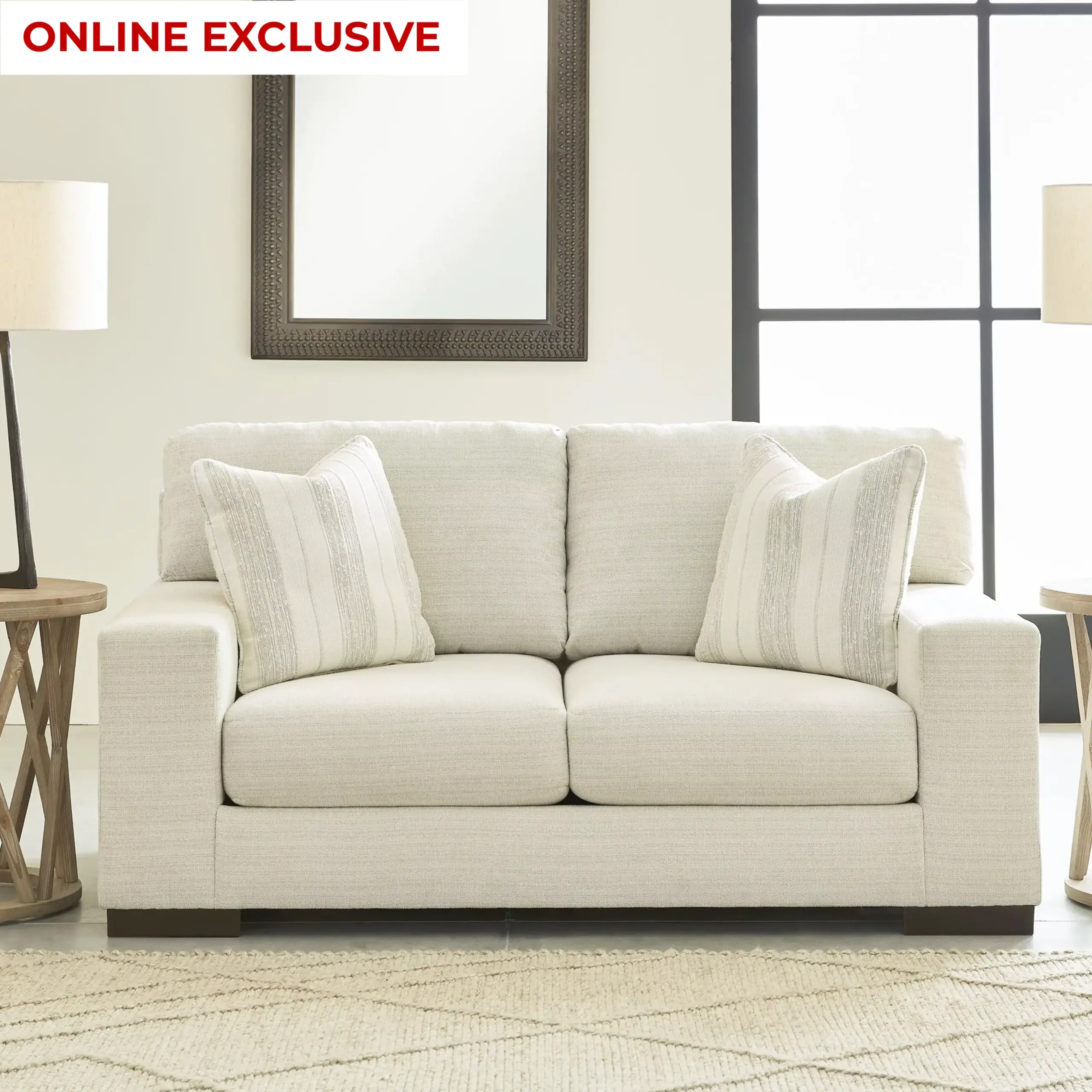 Maggie 2 Seater Oe United Furniture