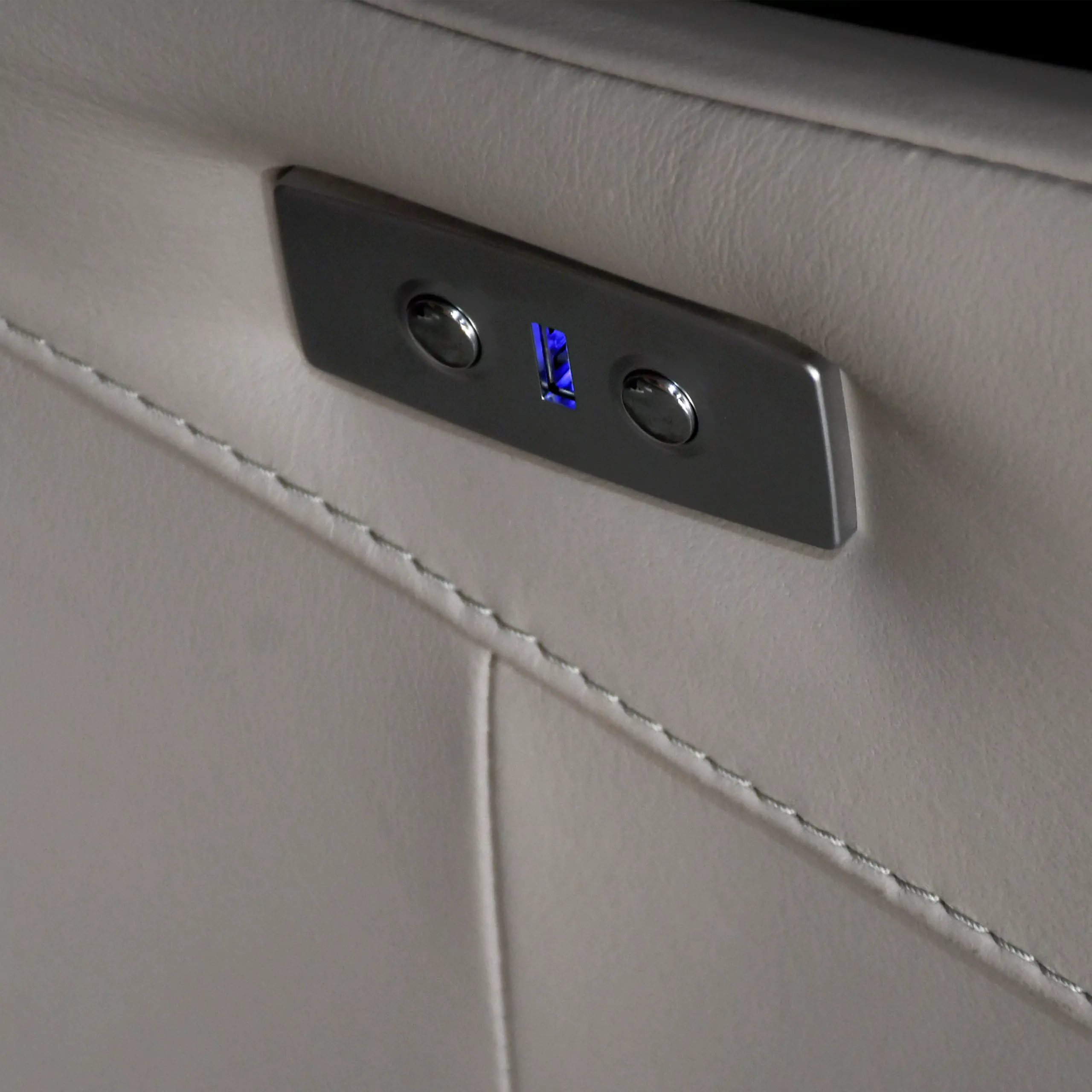 Kadoma Light Grey 7 United Furniture