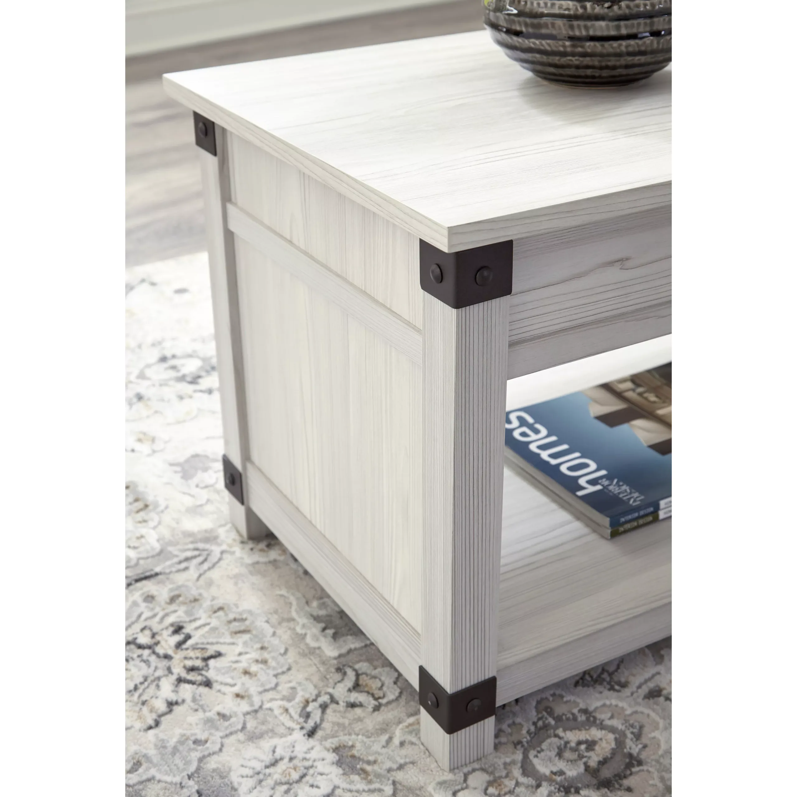 Bayflynn Coffee Table 3 United Furniture