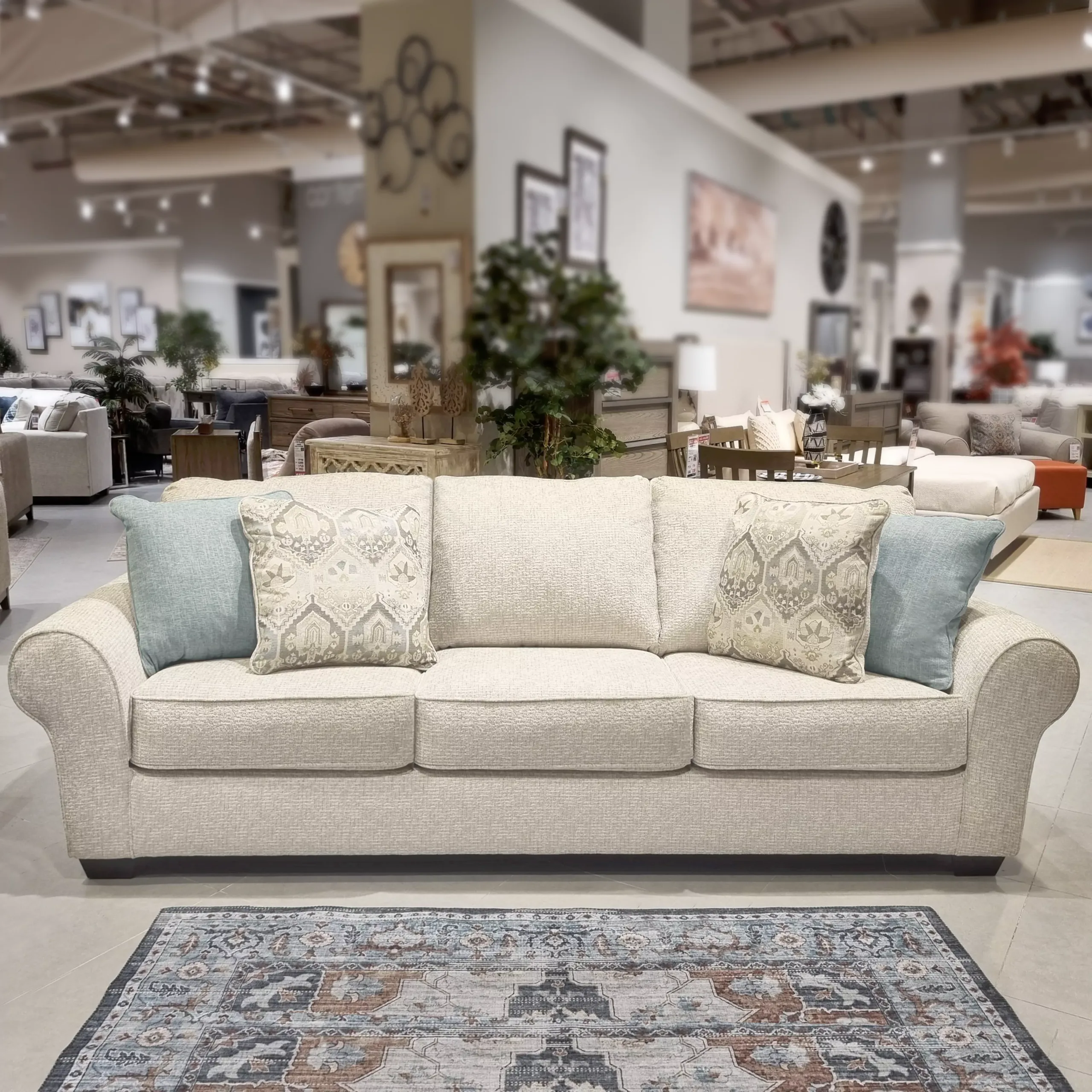 Monumental3seater Bg 3 United Furniture