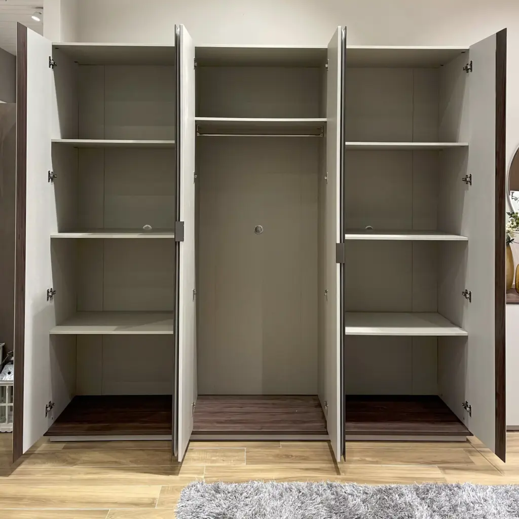 Paolino Wardrobe Bg 1 United Furniture