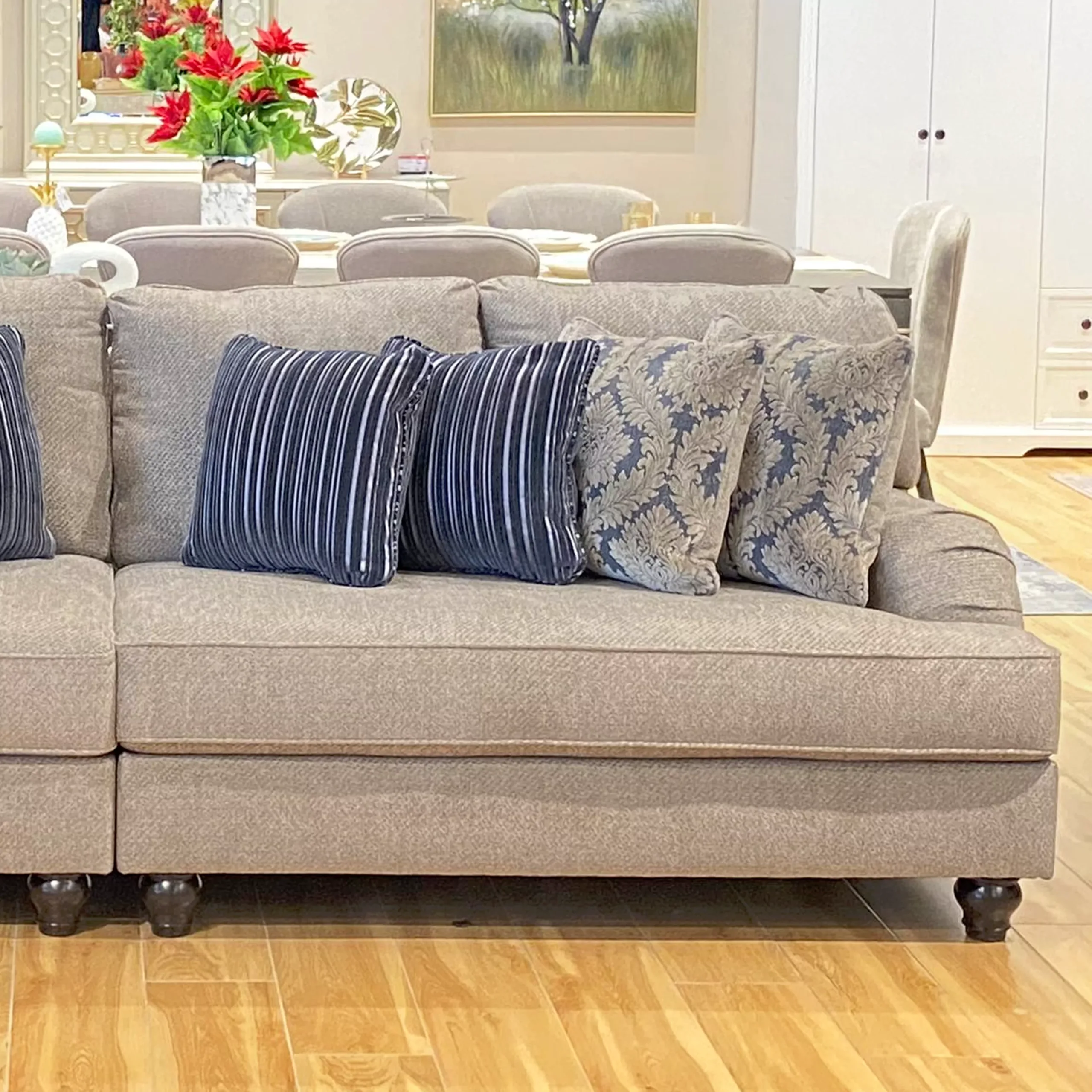 Tightrope 4seater 1 United Furniture