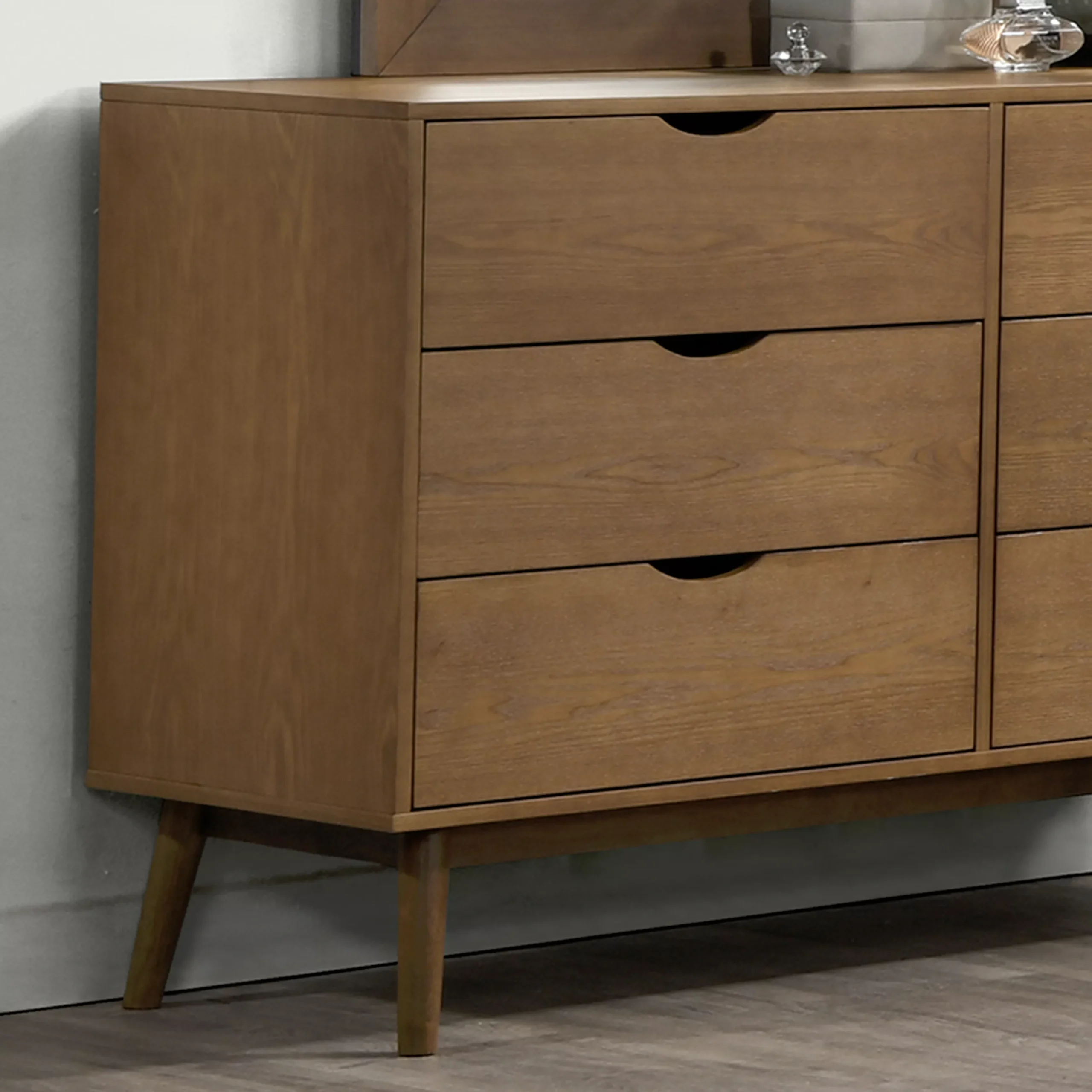 Meizhu Dresser 1 United Furniture