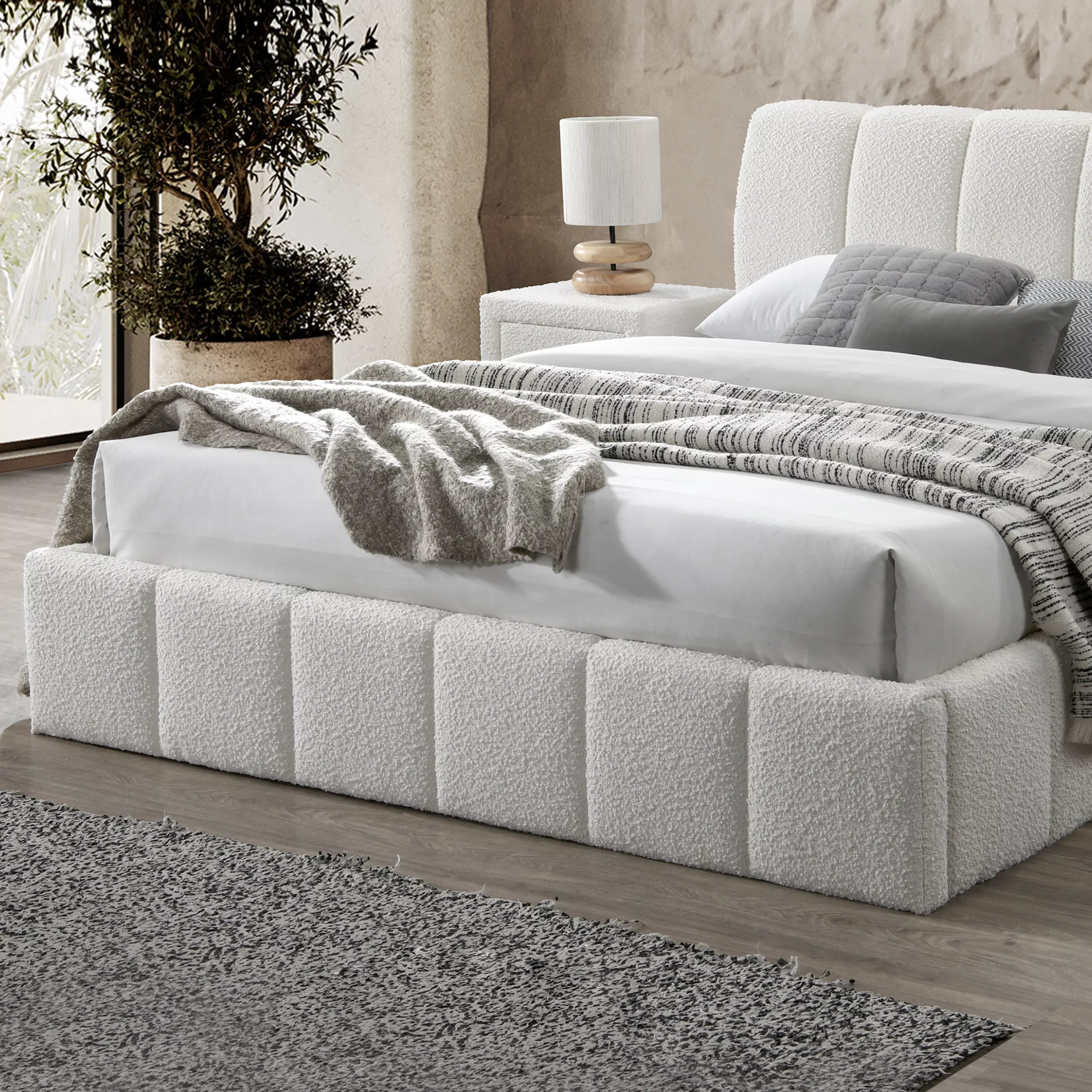 Picton Queen Bed 1 United Furniture