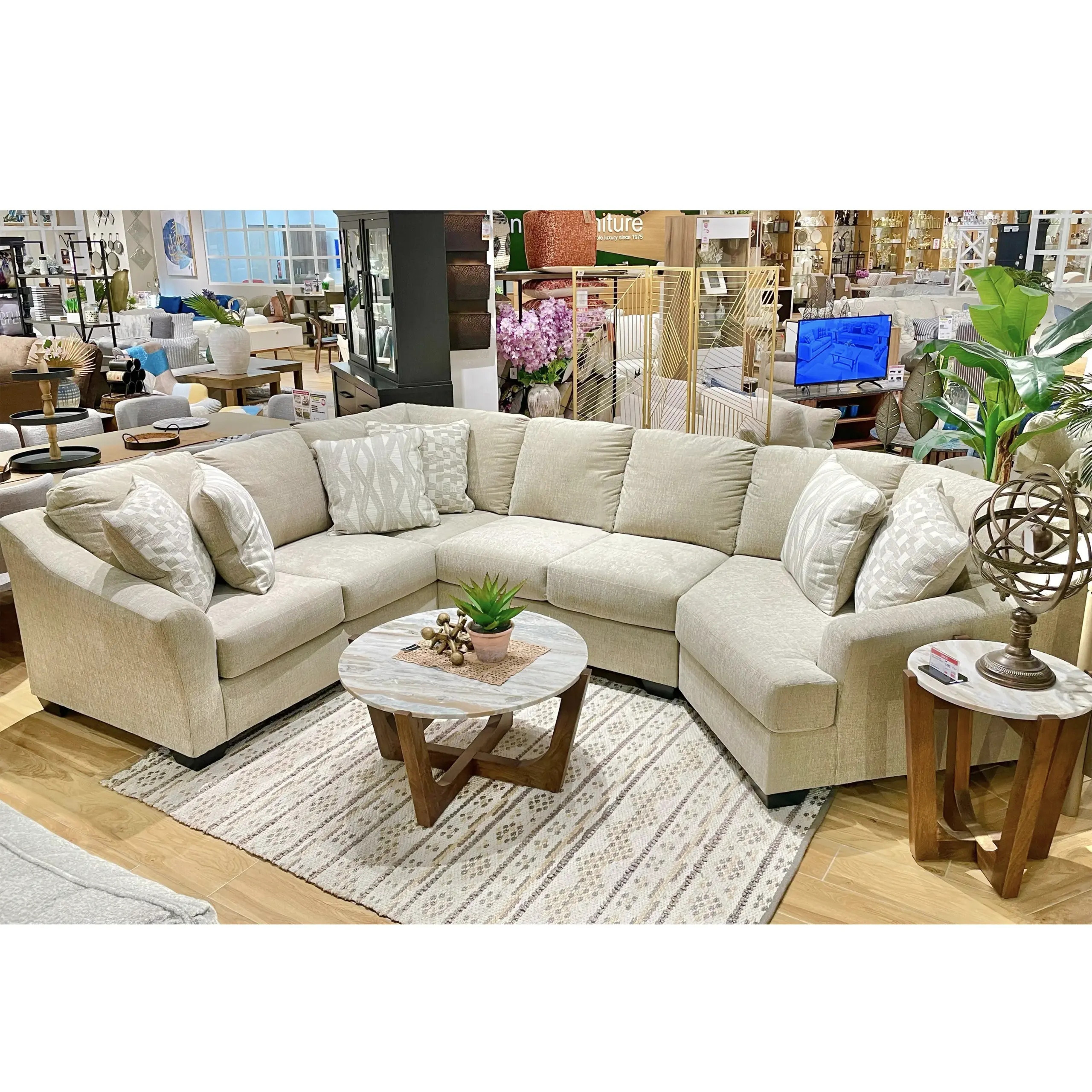 Brogan Right Corner Sofa United Furniture