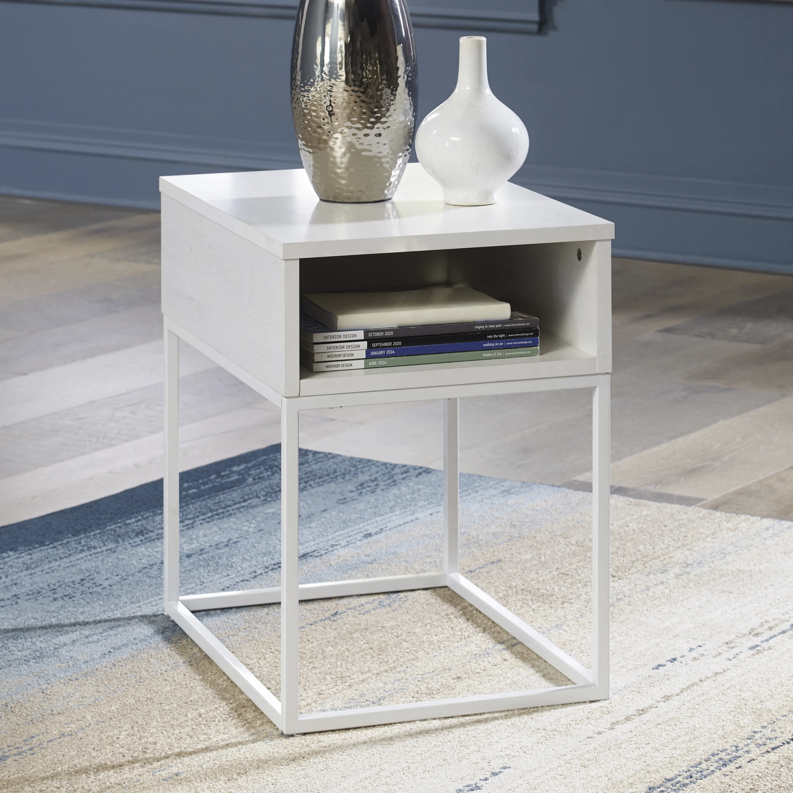 Deznee End Table United Furniture
