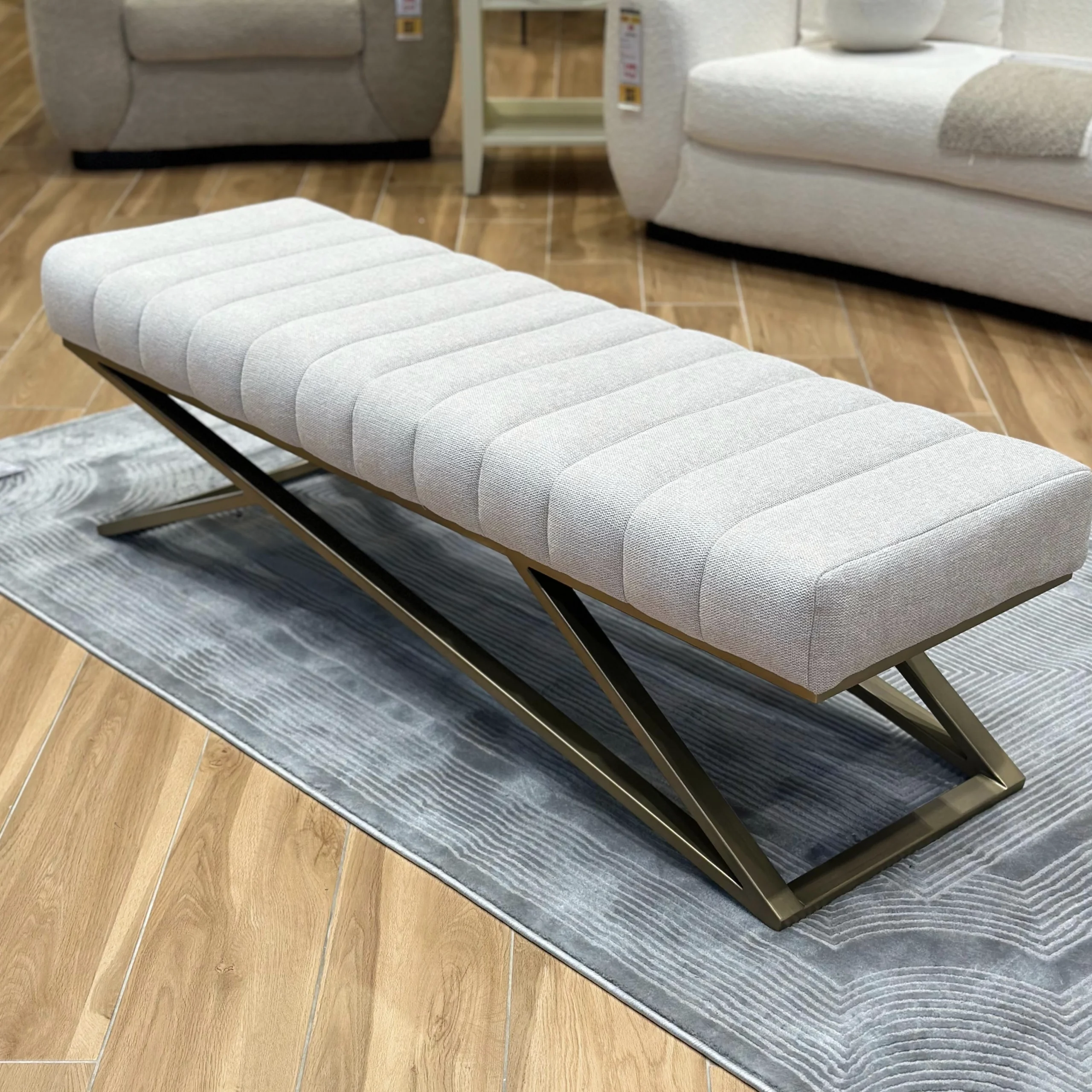 Toby Bench A United Furniture