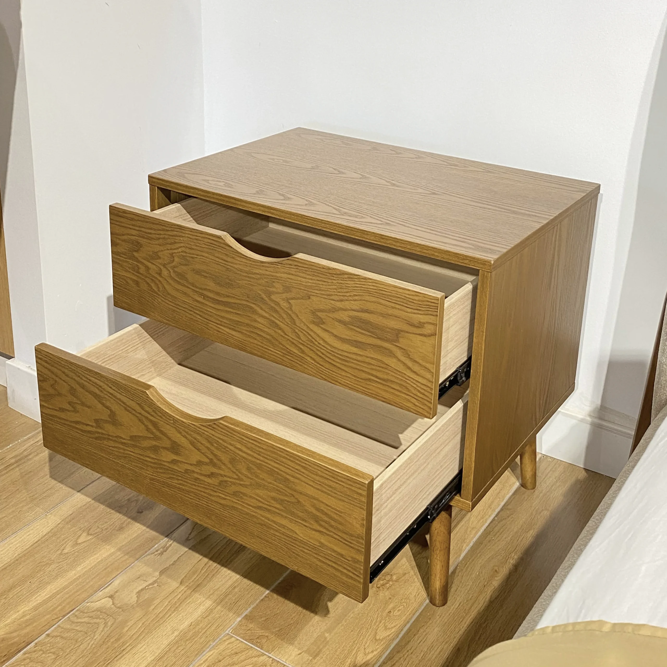 Vesalge Night Stand 3 United Furniture