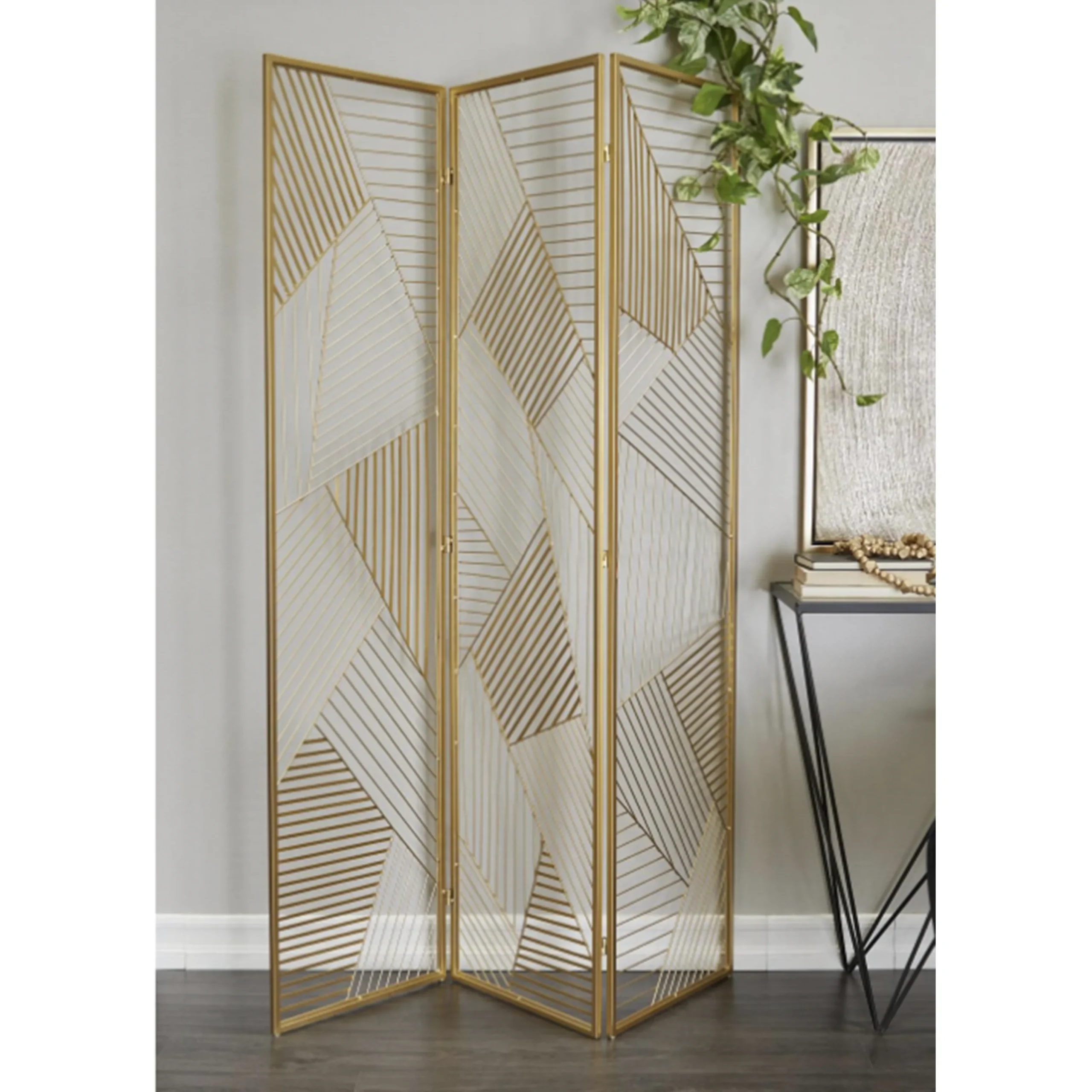 524000018889 1 United Furniture