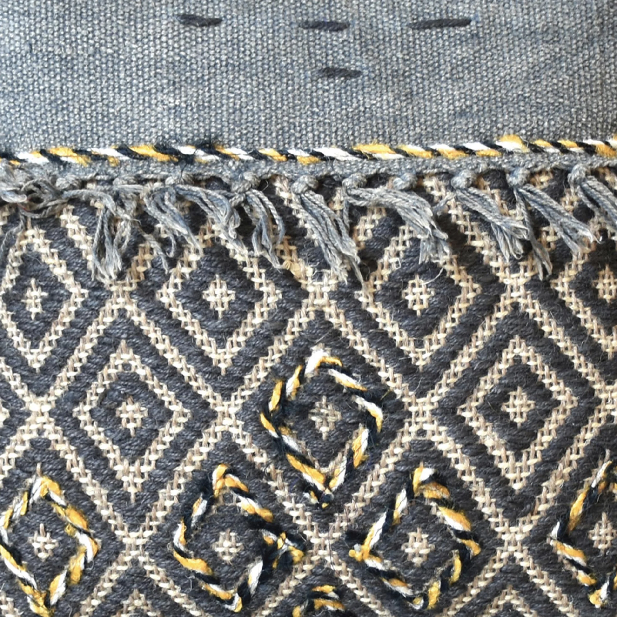 531CUN000190 Swatch United Furniture