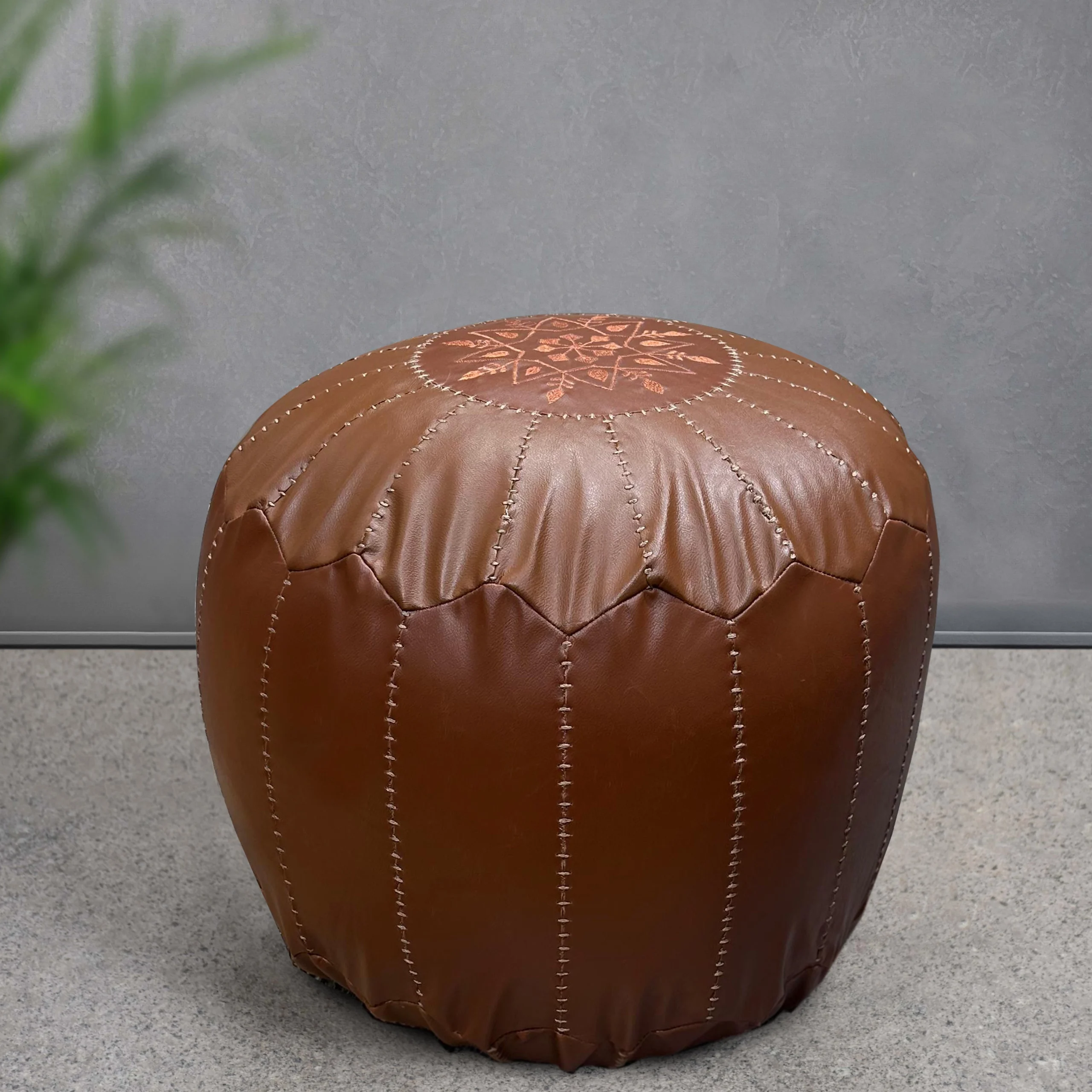 531POU000142 United Furniture