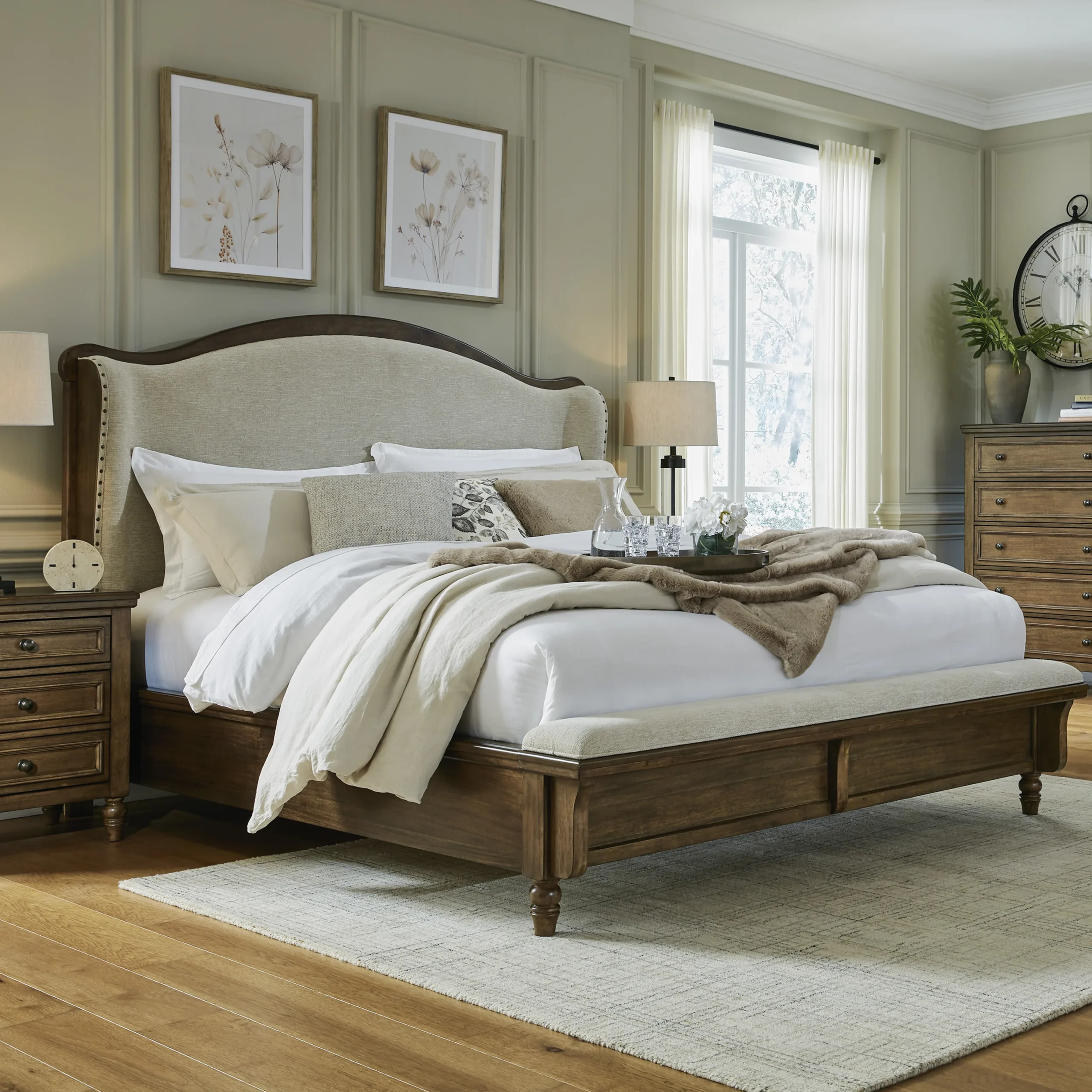 Sturlayne Bedroom Set 7 United Furniture