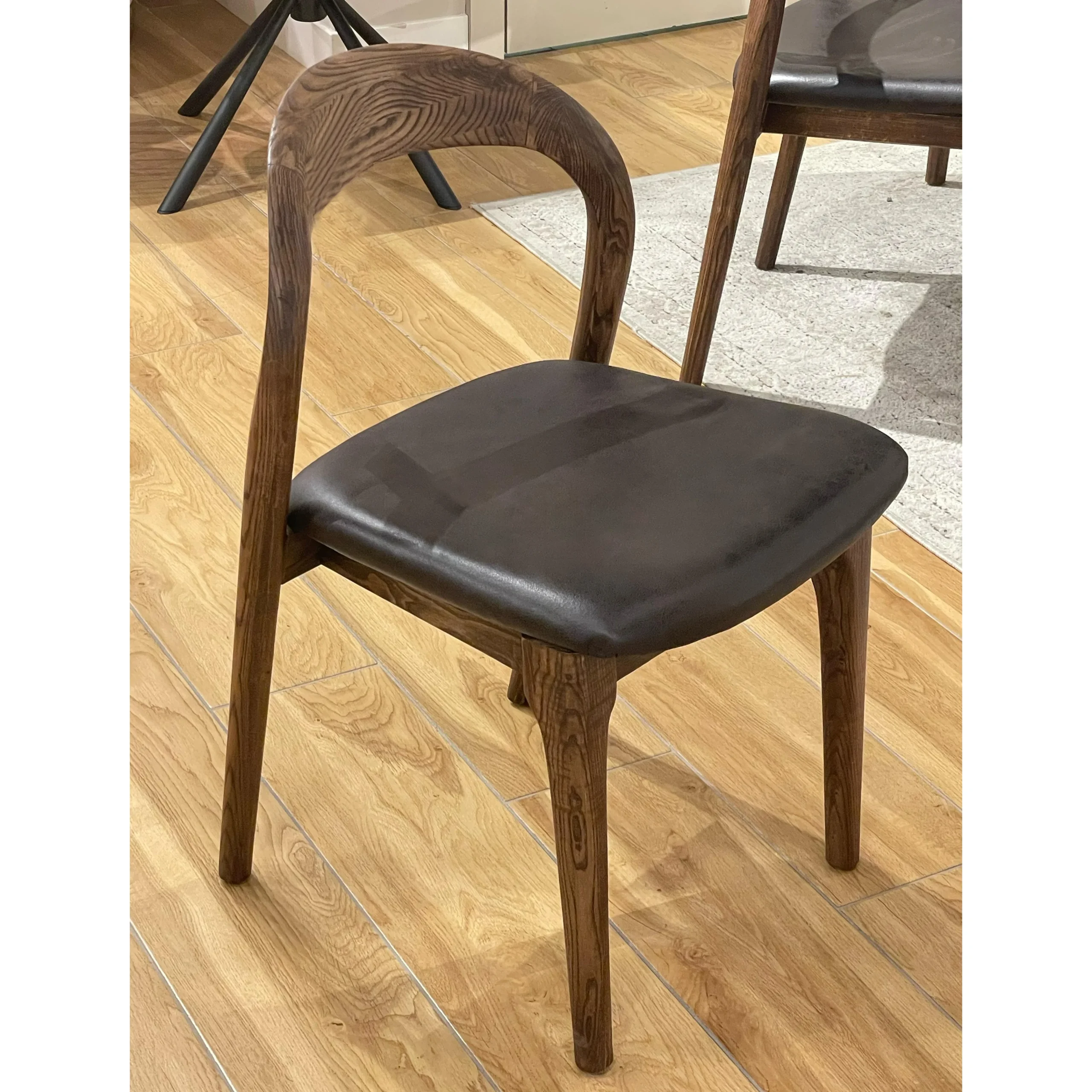 Fasta Chair United Furniture