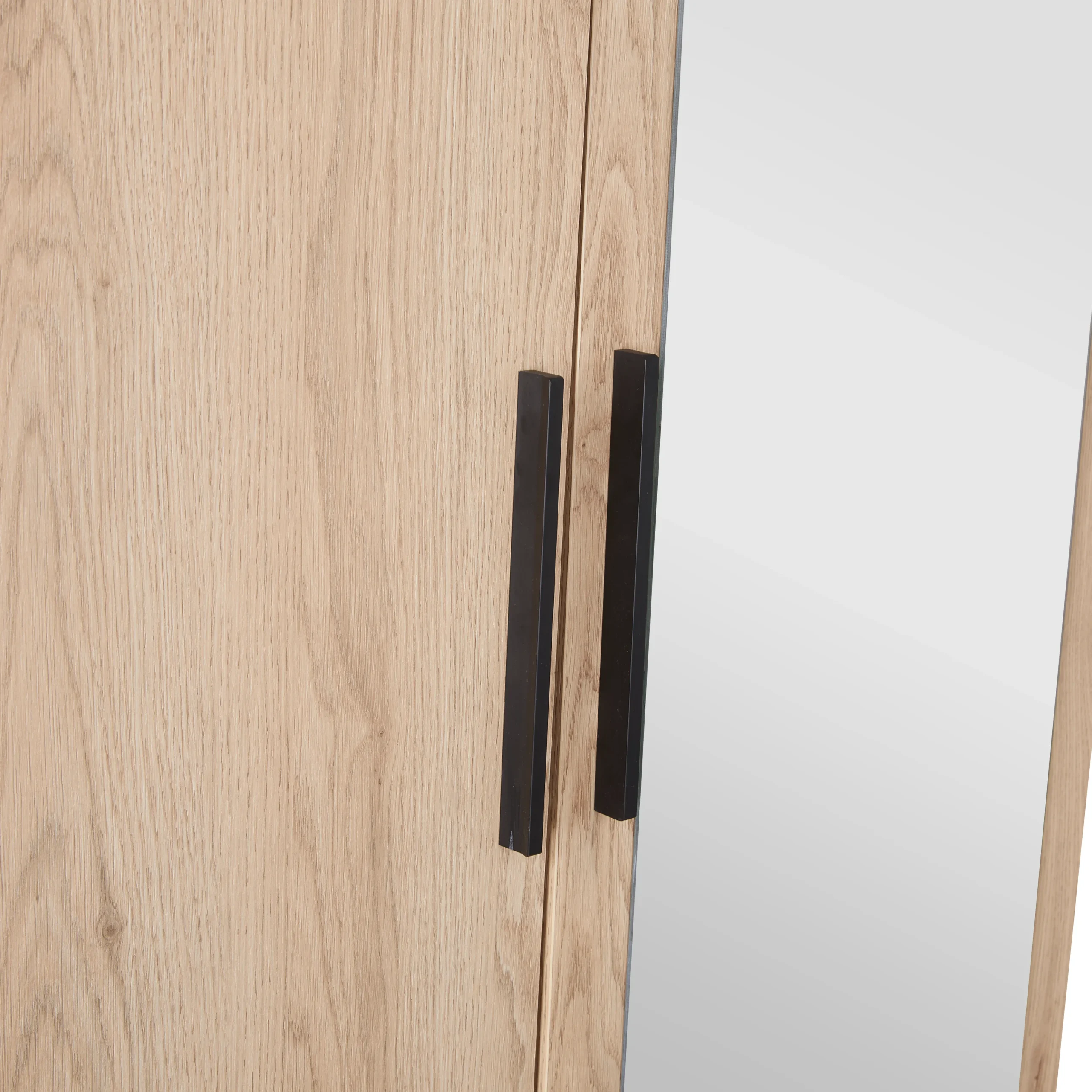 Winfy 2door Wardrobe United Furniture