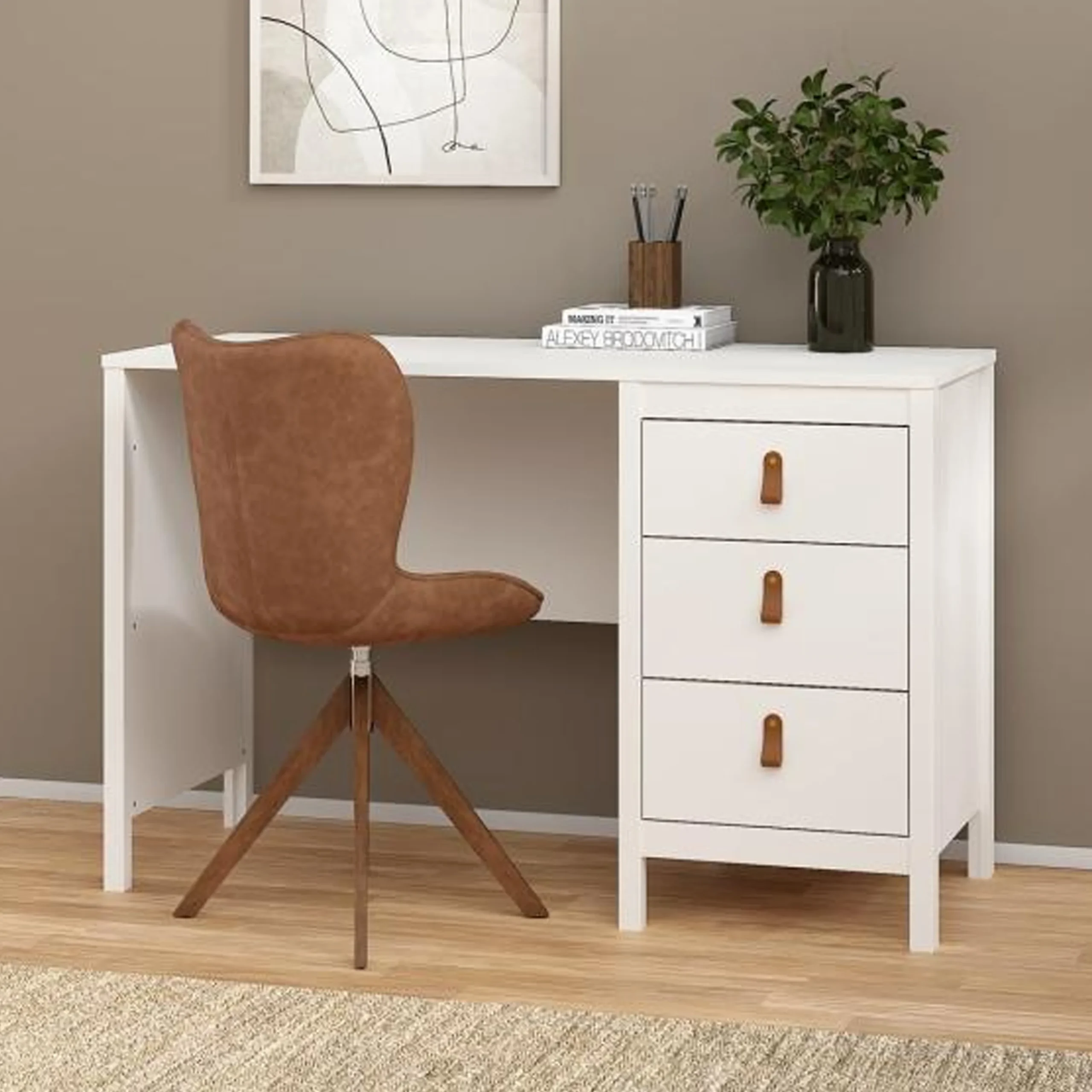 Madrid Desk White United Furniture