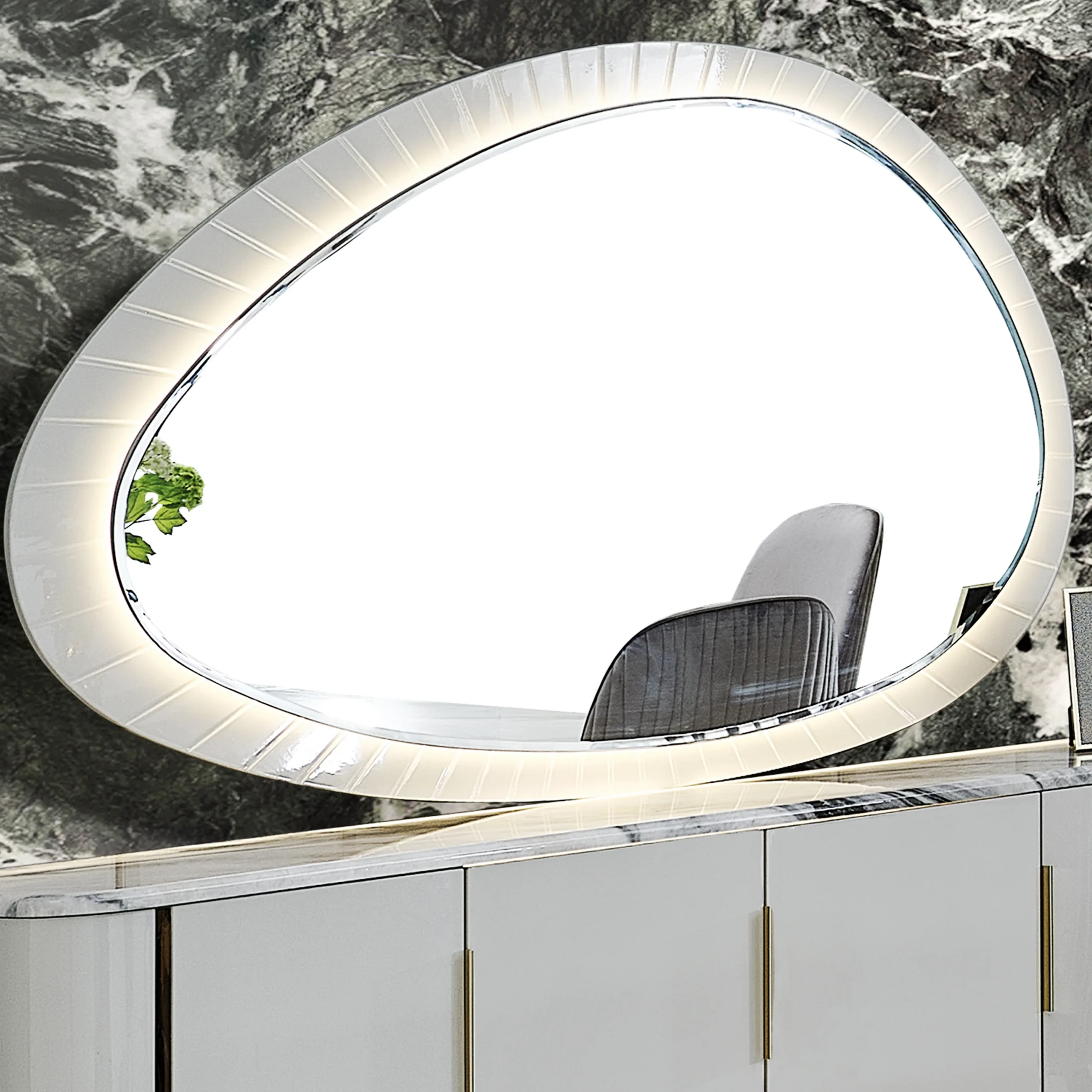 Colombe Buffet 4 United Furniture