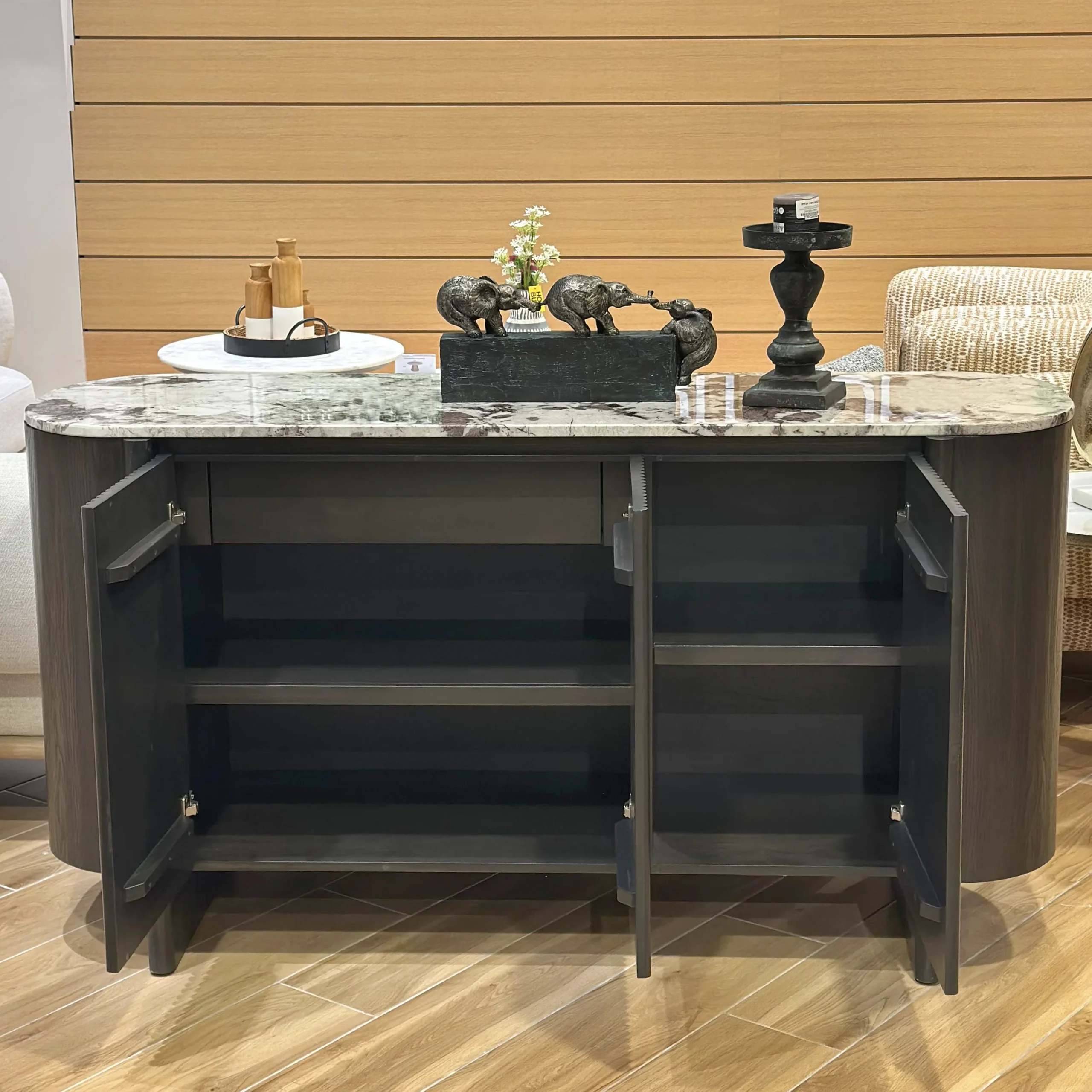 Imperial Buffet 4 United Furniture