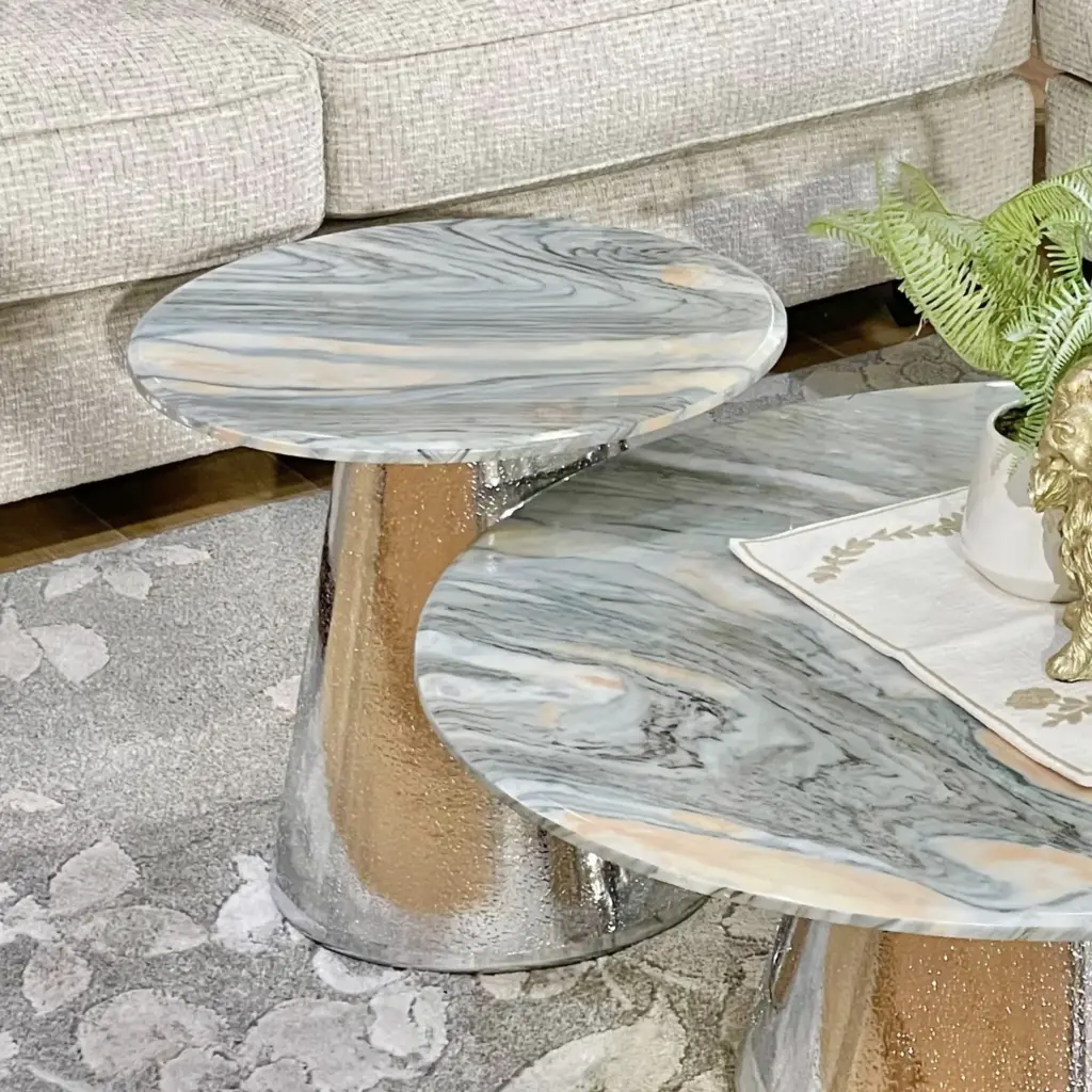 Ozcan End Table B United Furniture