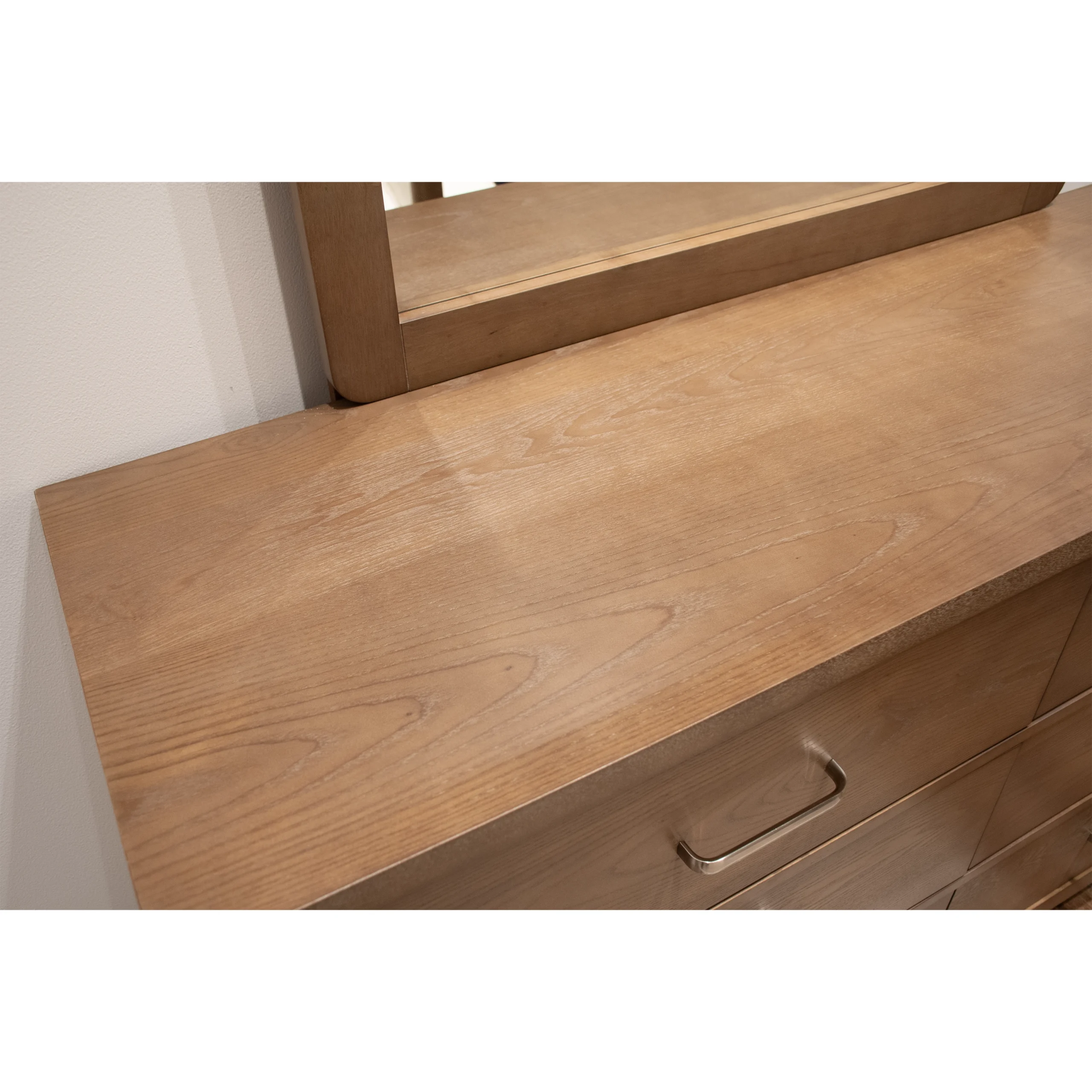 Cassandra Finish United Furniture