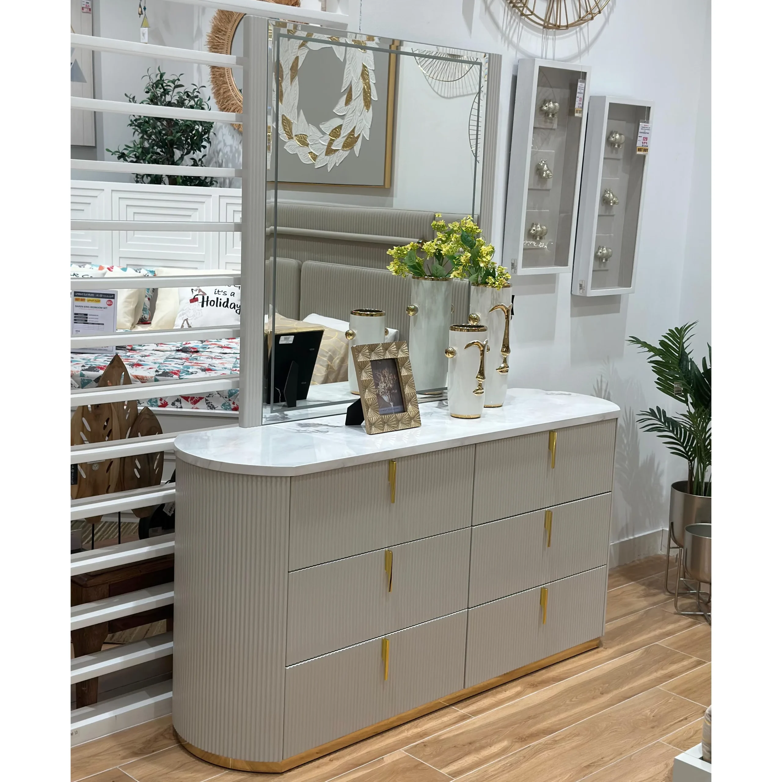 Sarmina Dresser 1 United Furniture