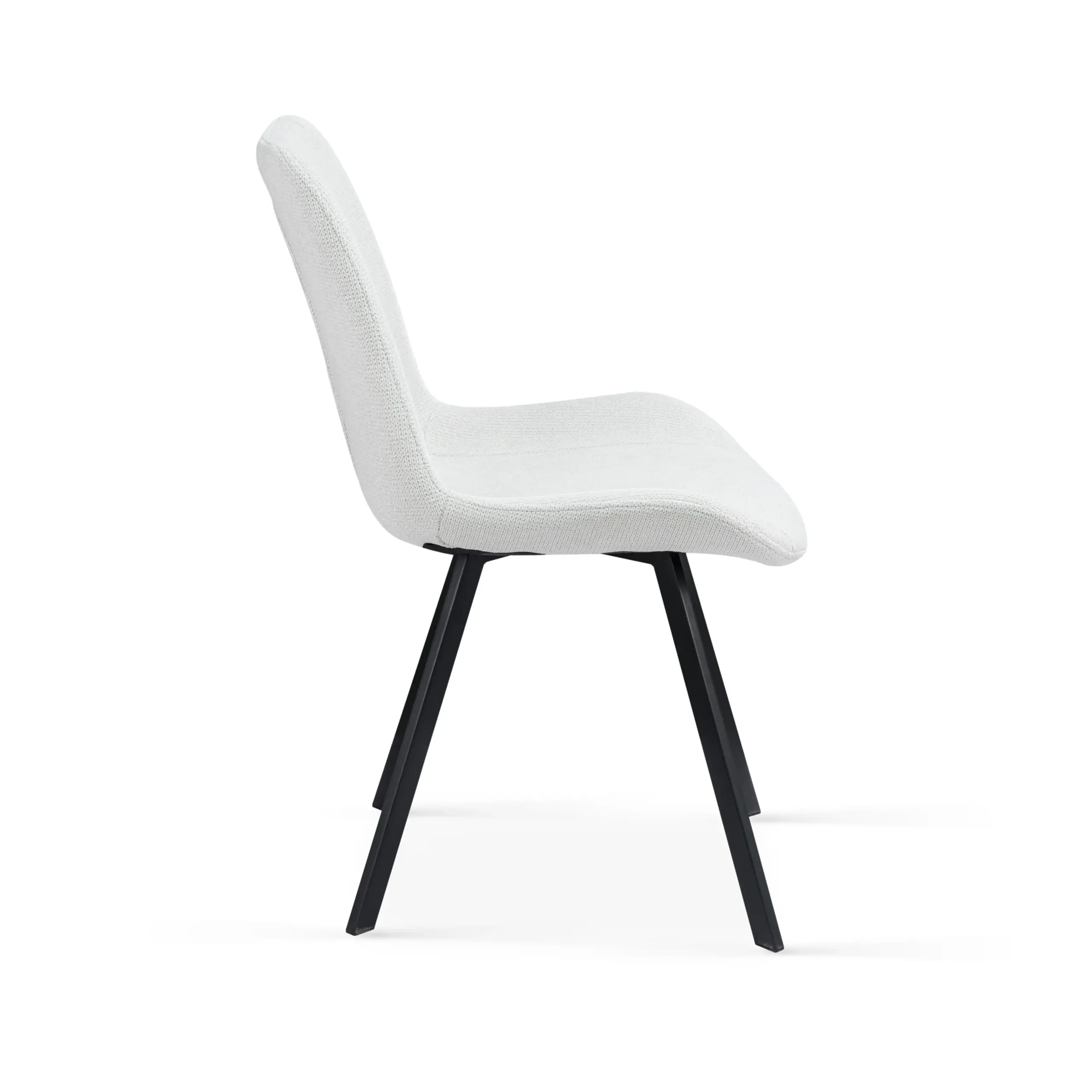 Breslin Chair Black United Furniture