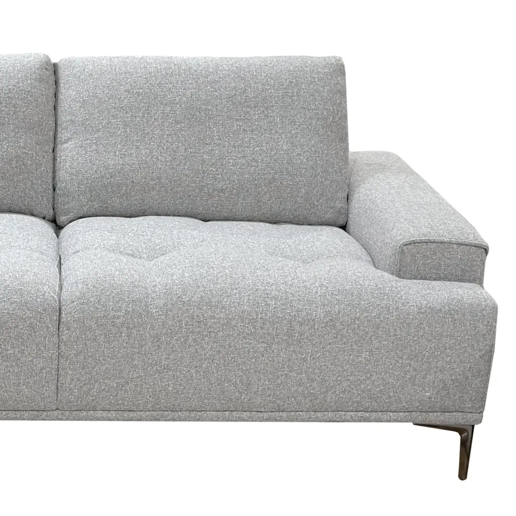 Tomlin 3seater Beige 3 United Furniture