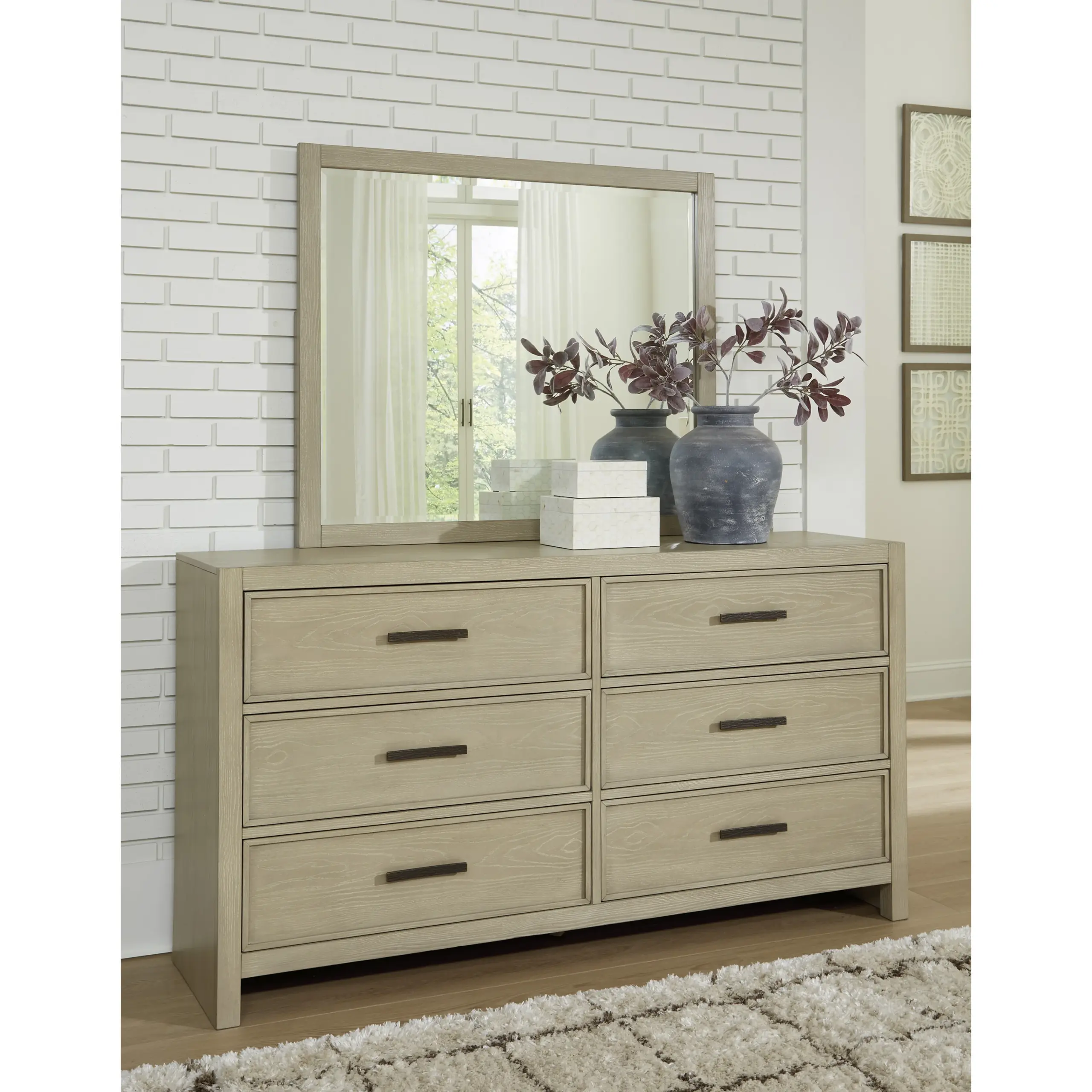 Calmoro Dresser 2 United Furniture