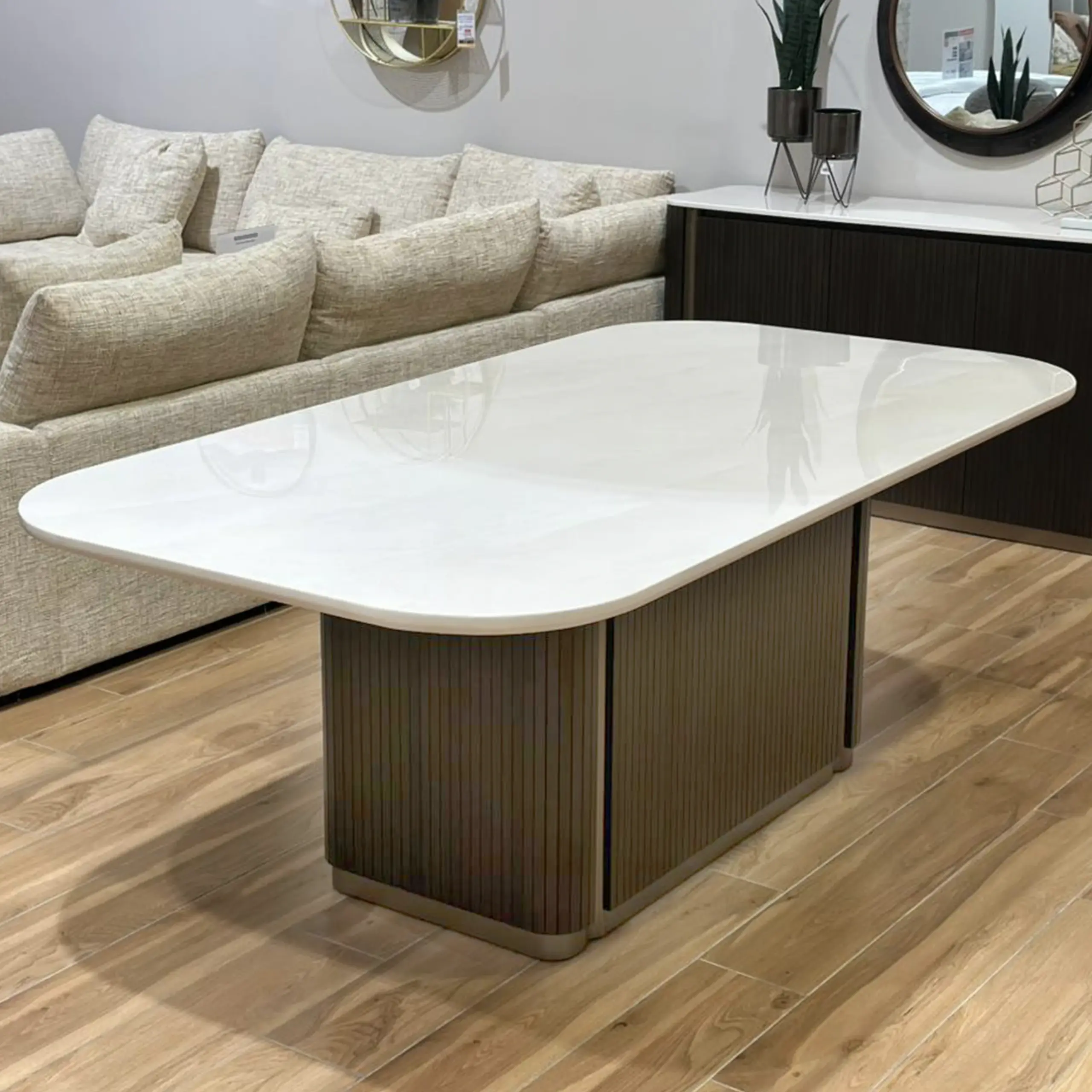 Dome Dining Table 2 United Furniture