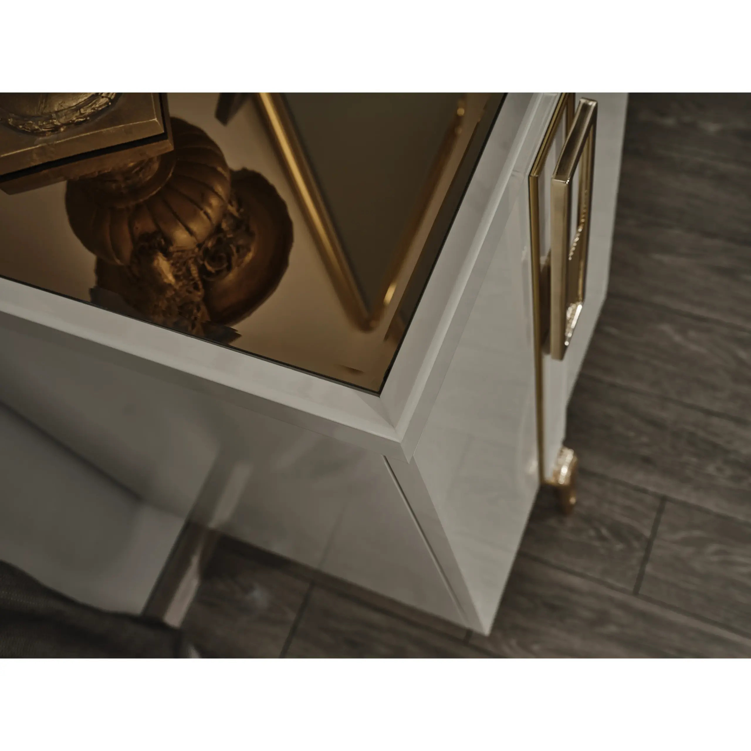 Duru Dresser With Mirror 3 United Furniture