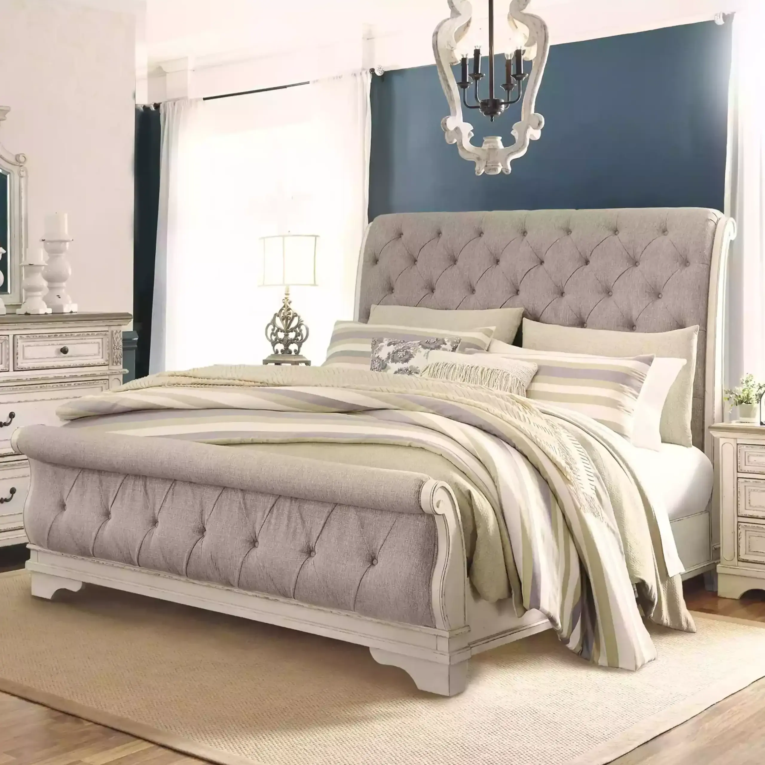 Realyn King Bed 1 United Furniture