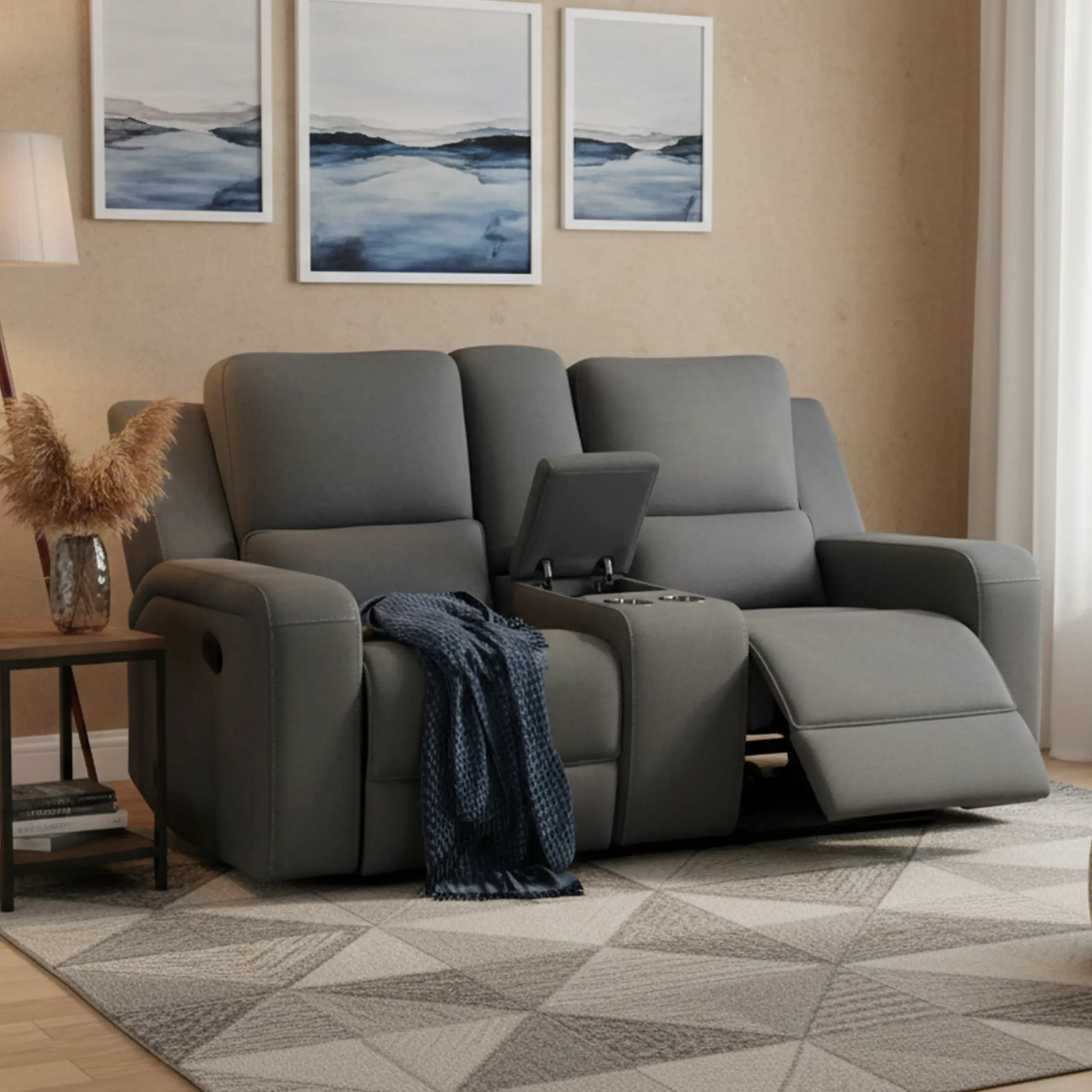 Harington 2seater Charcoal Bg United Furniture