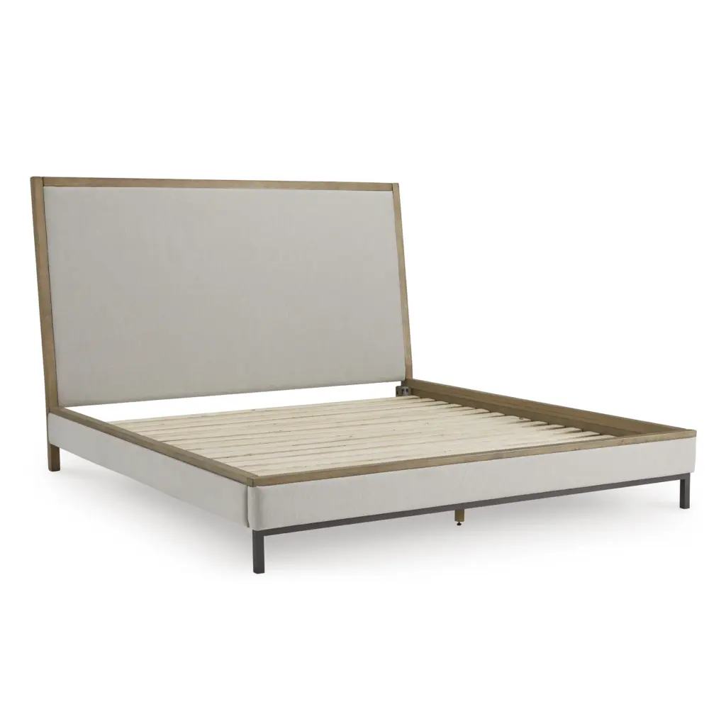 Tomtyn Bed 3 United Furniture