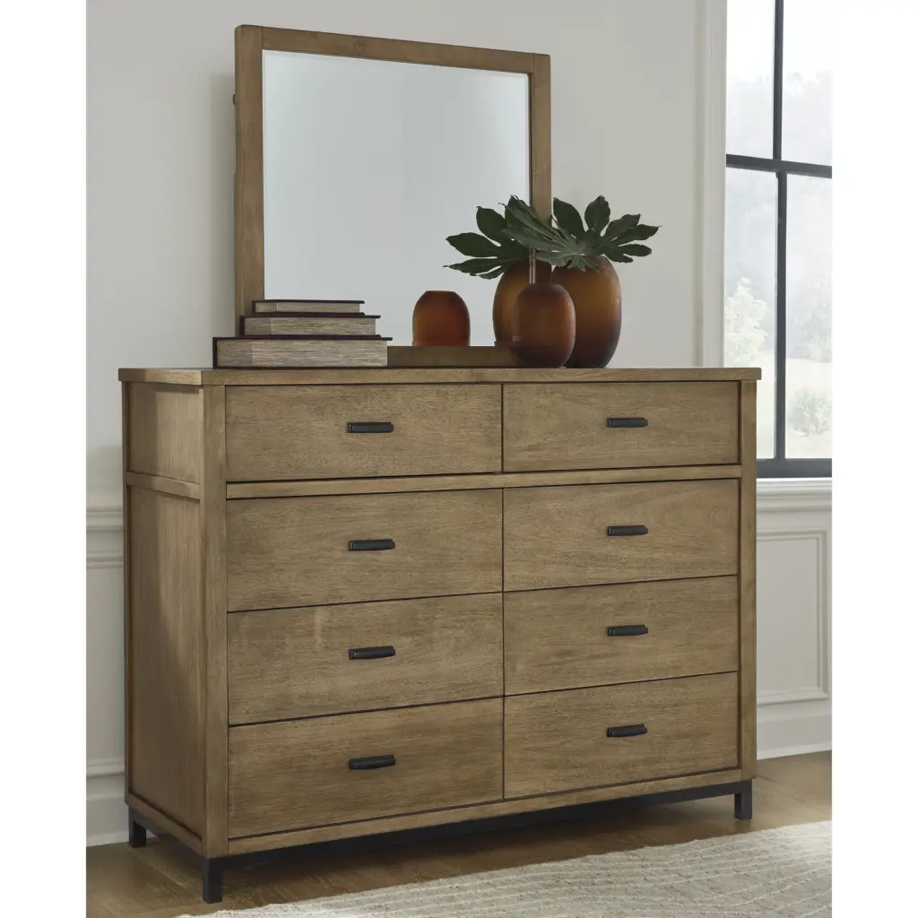 Tomtyn Dresser 2 United Furniture