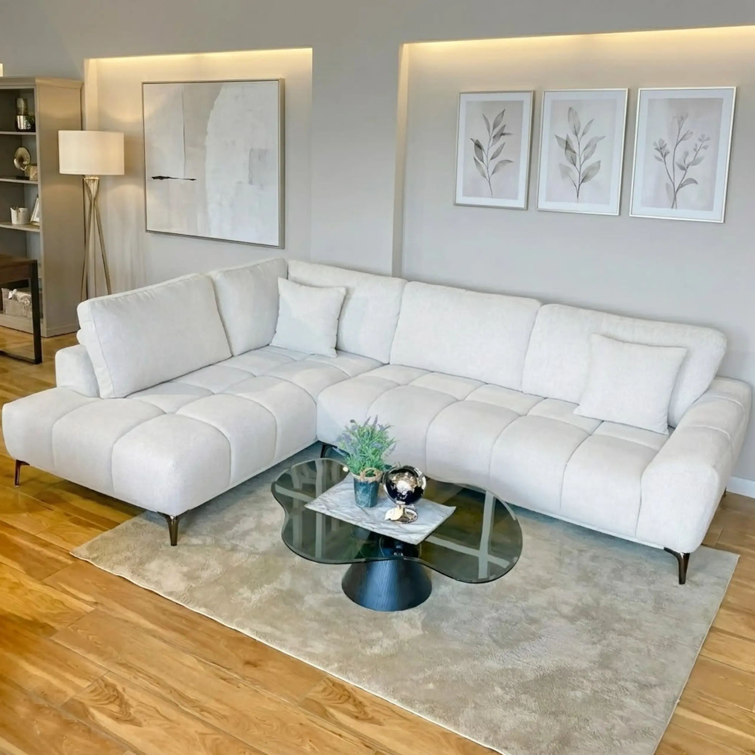 Amandla Beige 2 United Furniture