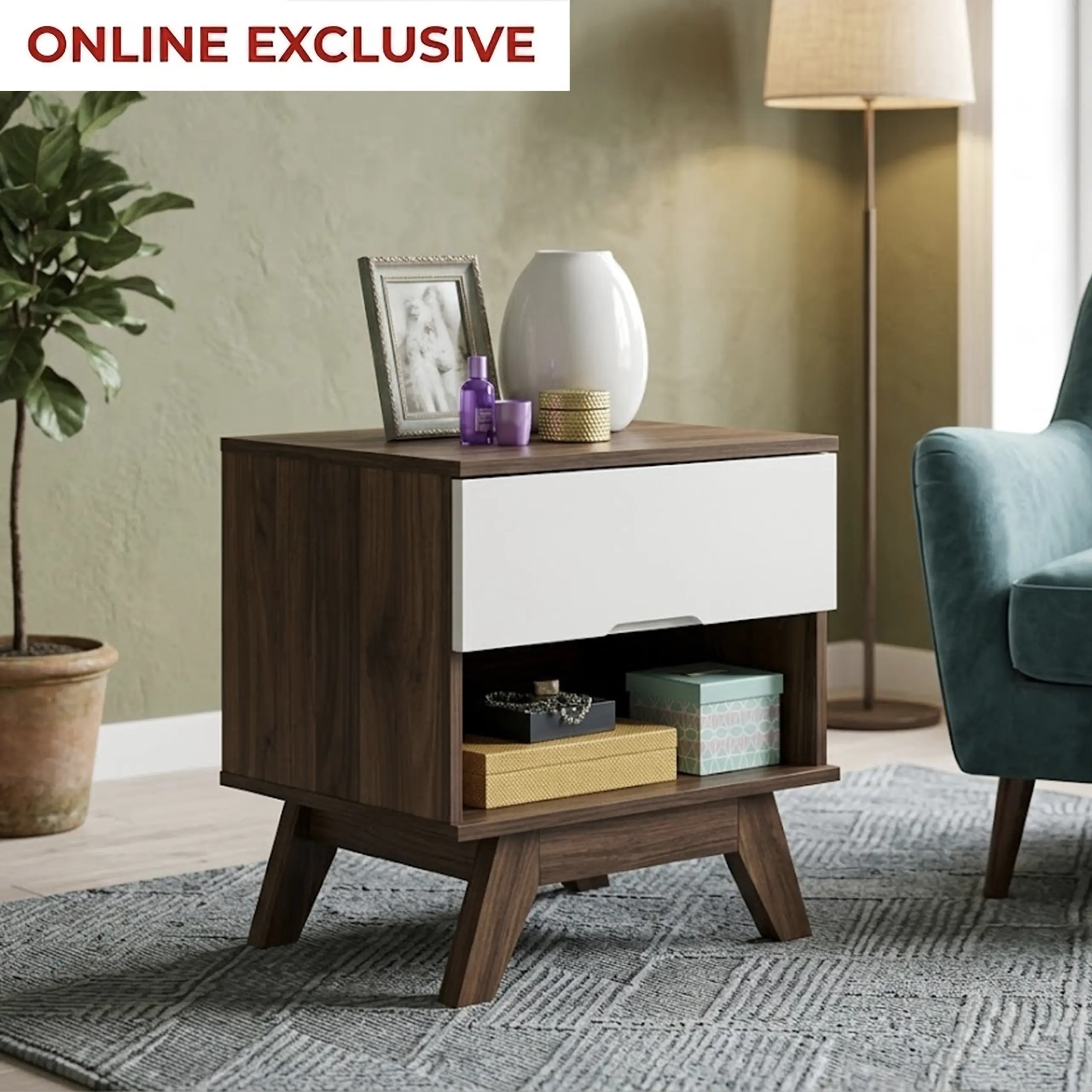 Mazda End Table Bg United Furniture