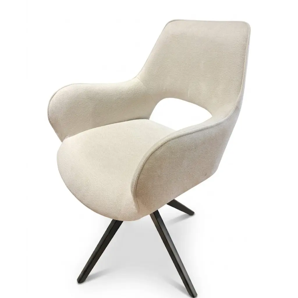 Barcia Dining Chair Cream1 United Furniture