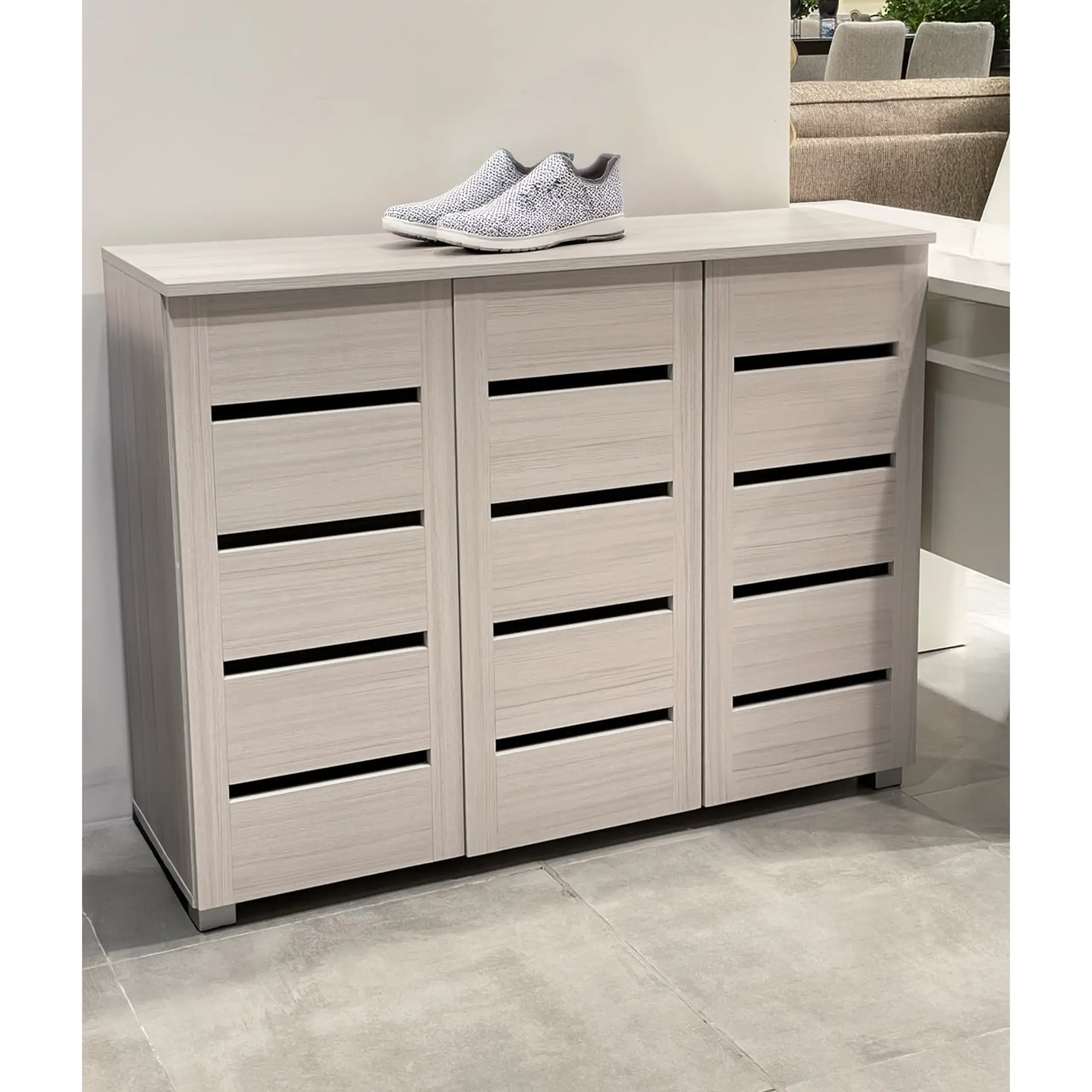 Dalby Shoe Cabinet Dis United Furniture