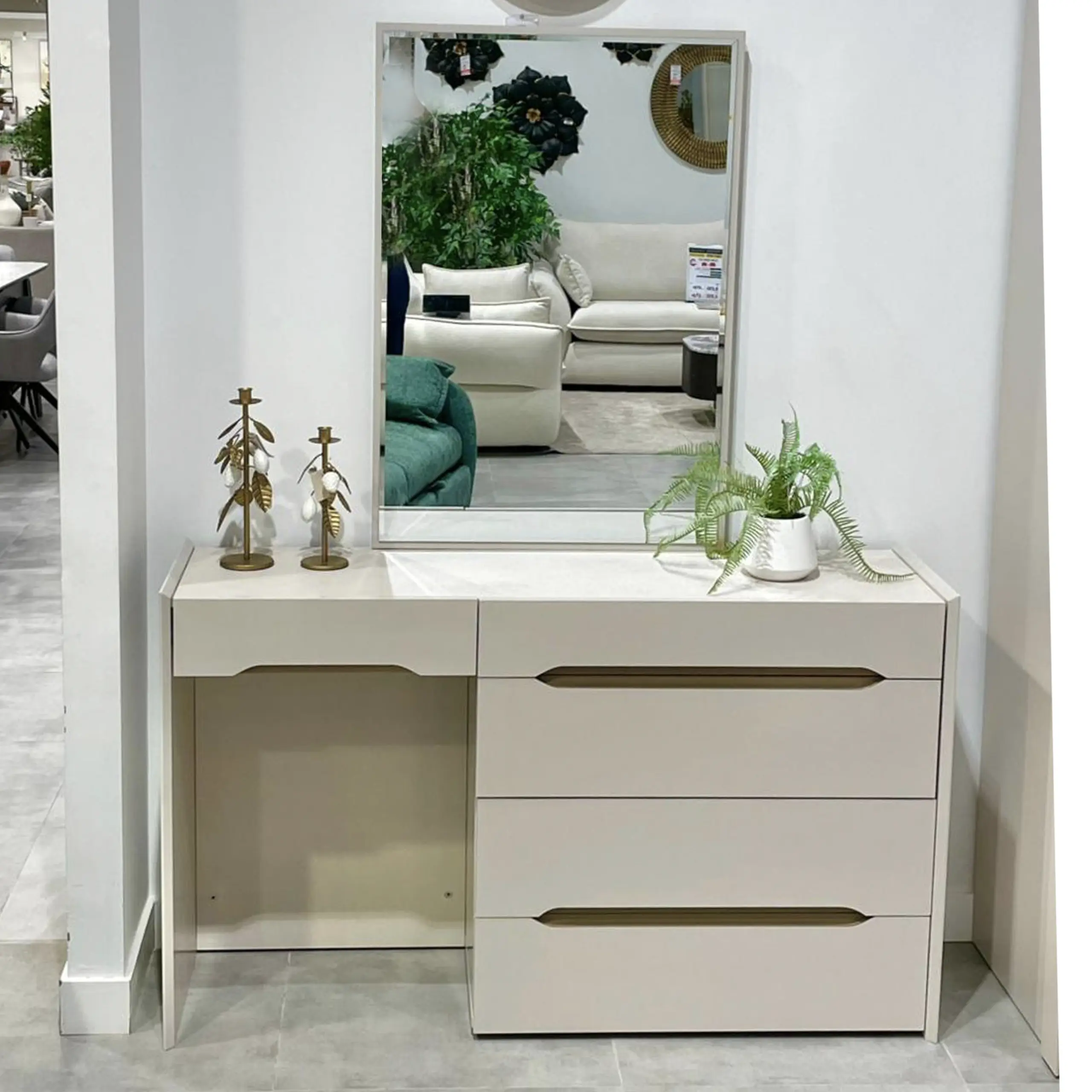 United Furniture